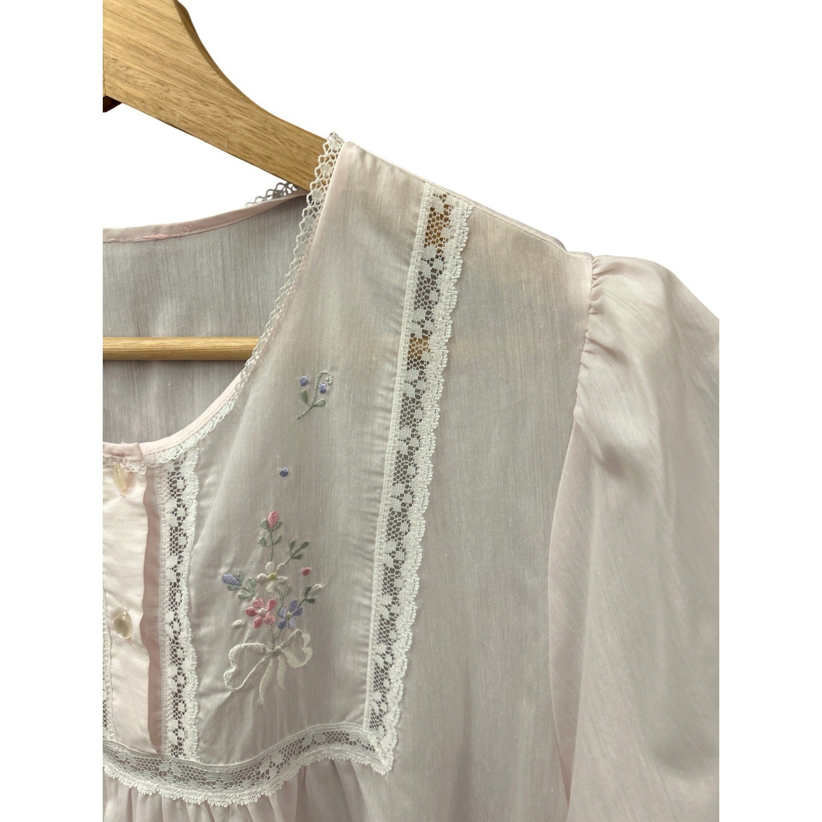 Vintage Unbranded Pink Nightgown Coquette Cottagecore Grandmacore