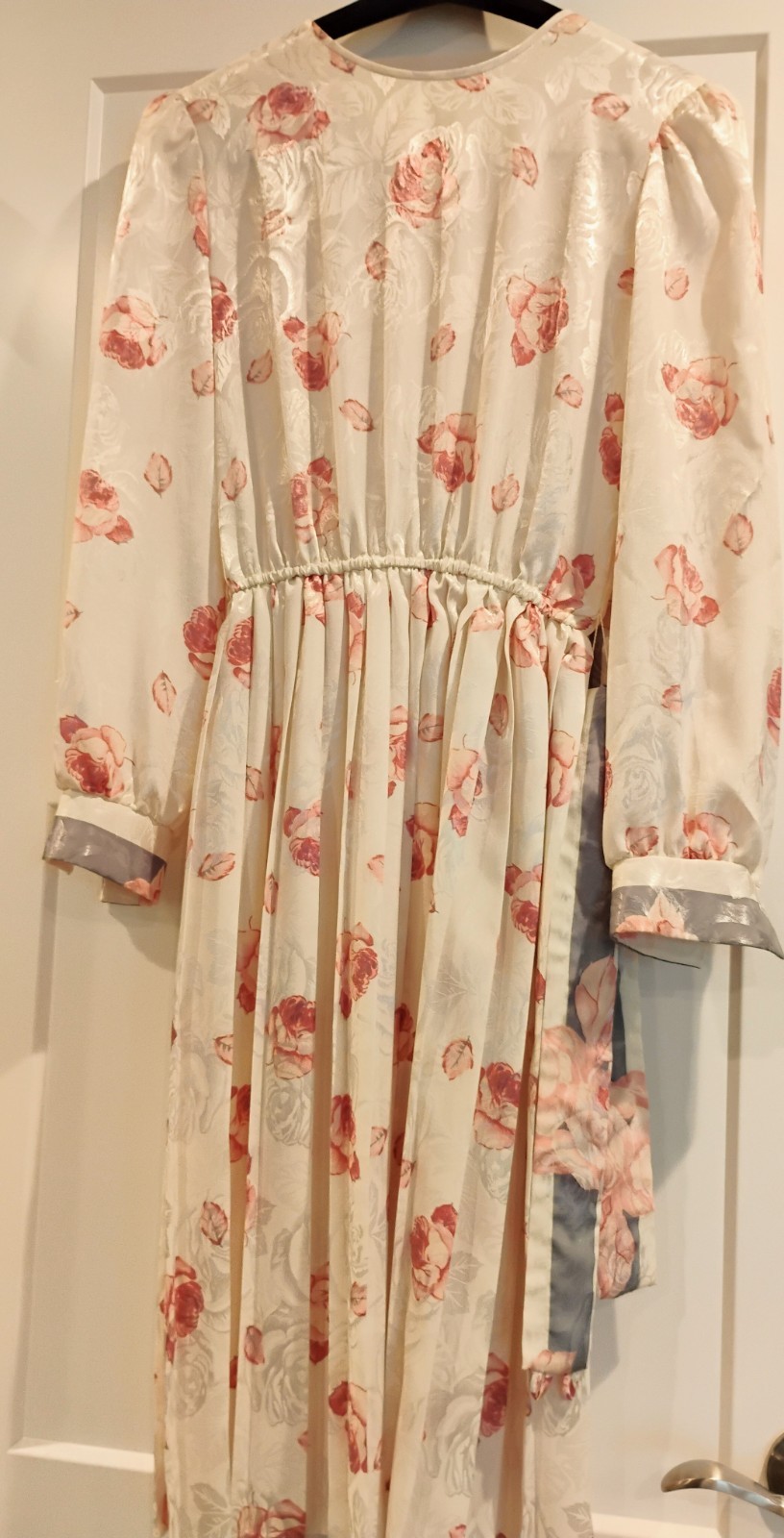 Vintage Mavinette Women’s Dress Size 8 Roses Cinched Waist Pleated Skirt 1980s