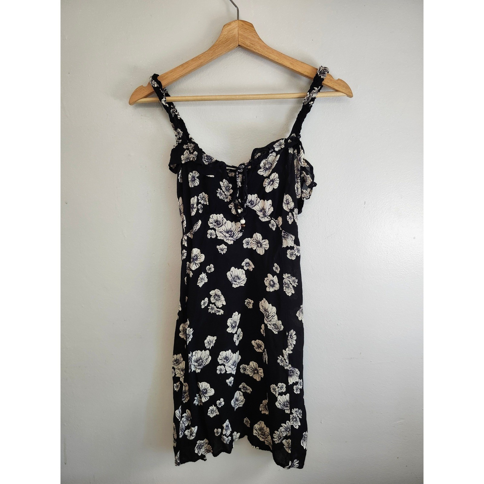 Vintage Angie Black White Floral Rayon Sundress Medium Boho Cottagecore