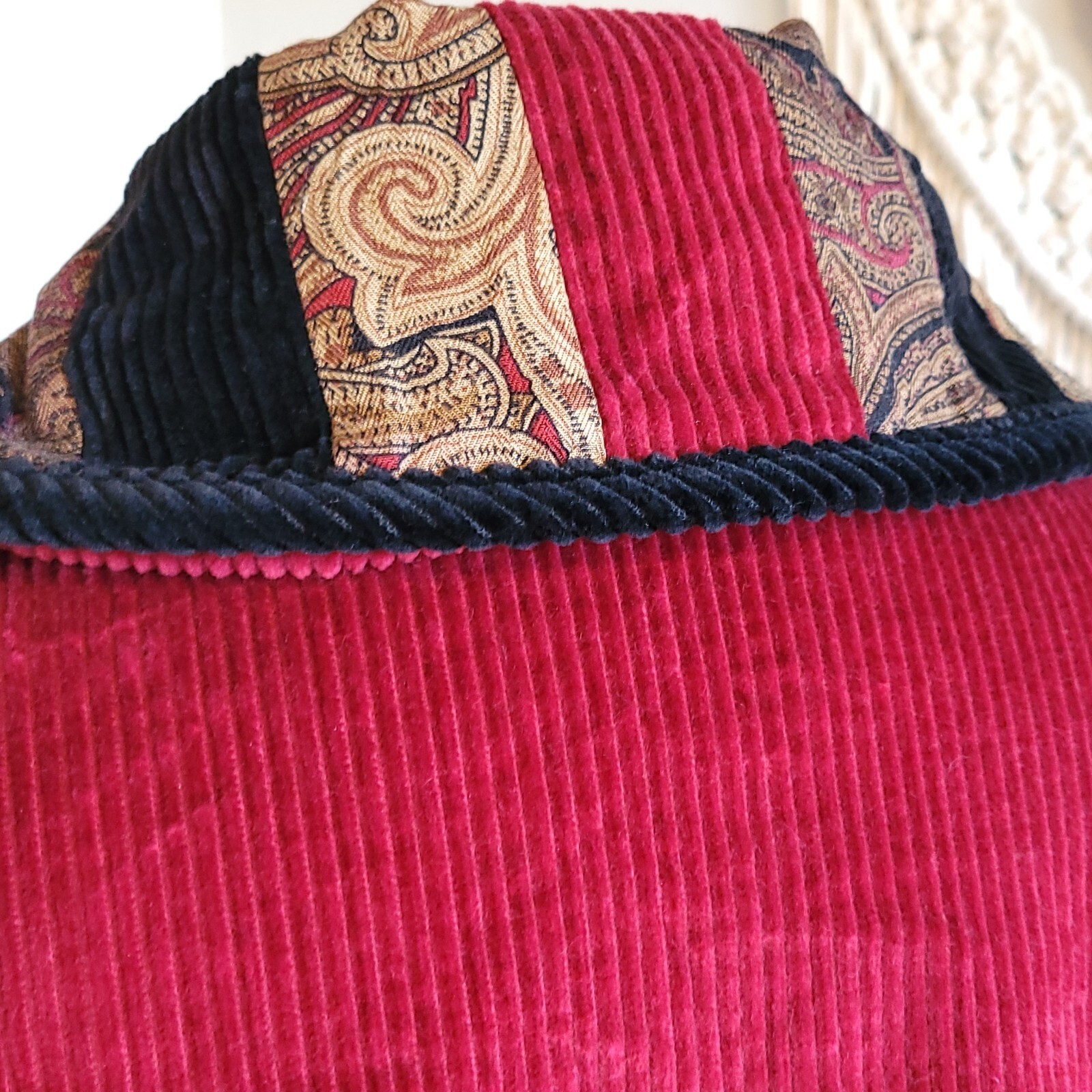 Vintage Suttles & Seawinds Size Medium Corduroy Patchwork Black Red Paisley Coat