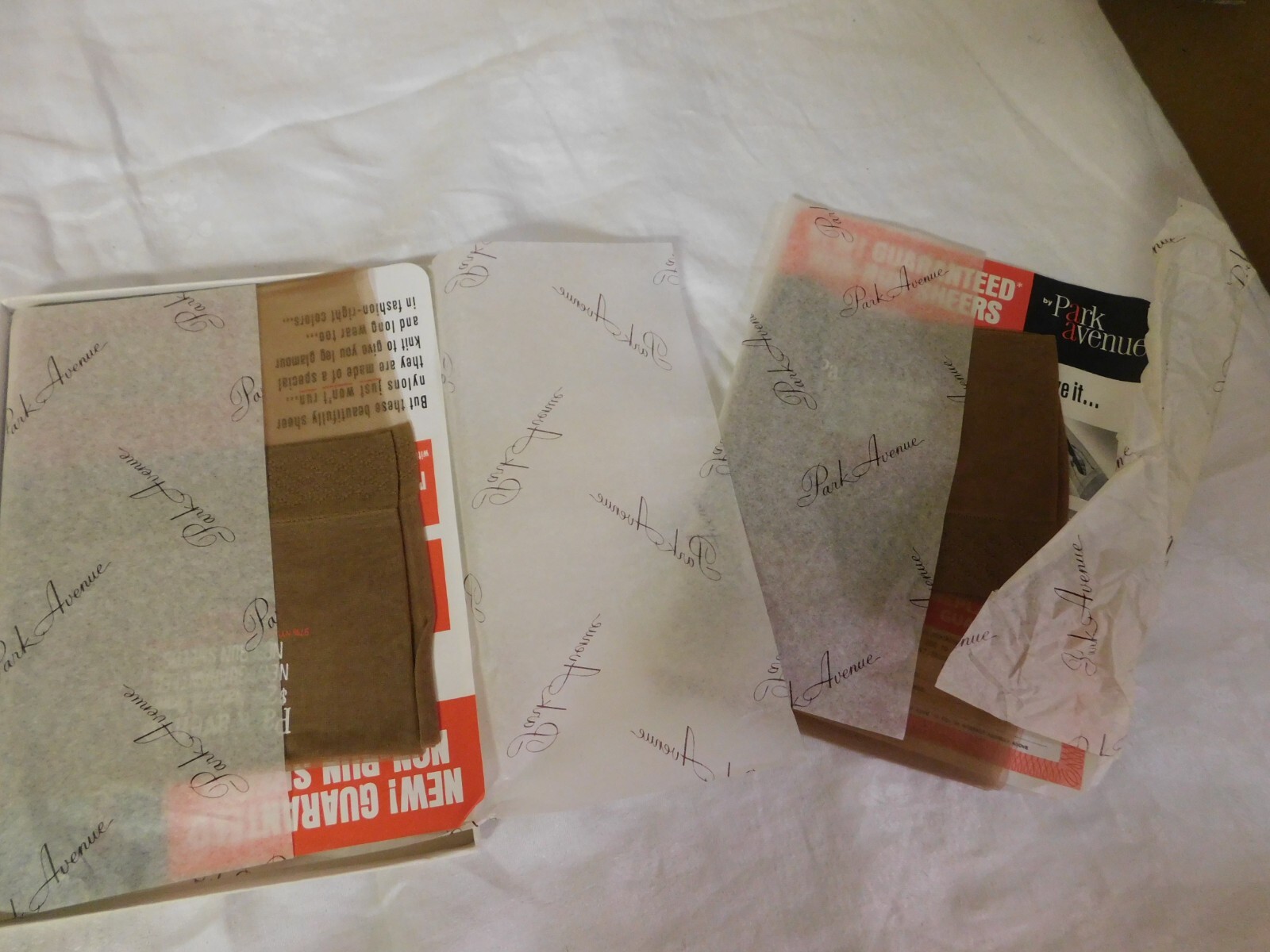 Vintage 2 Pr. PARK AVENUE Rose Taupe Stockings Size 9 1/2 New in Box