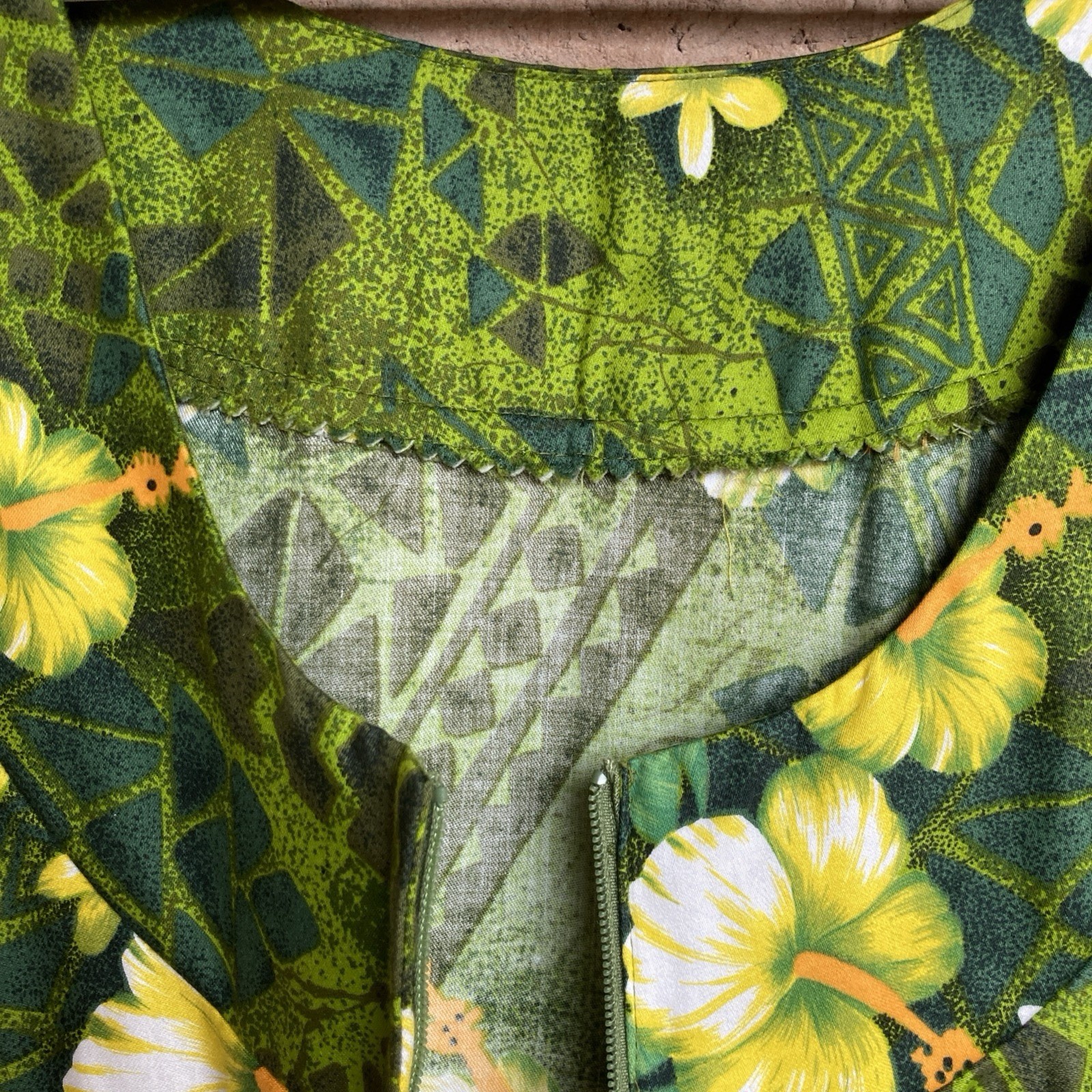 Vintage Sears Hawaiian Fashions Muumuu Womans Maxi Dress Tropical Floral Green