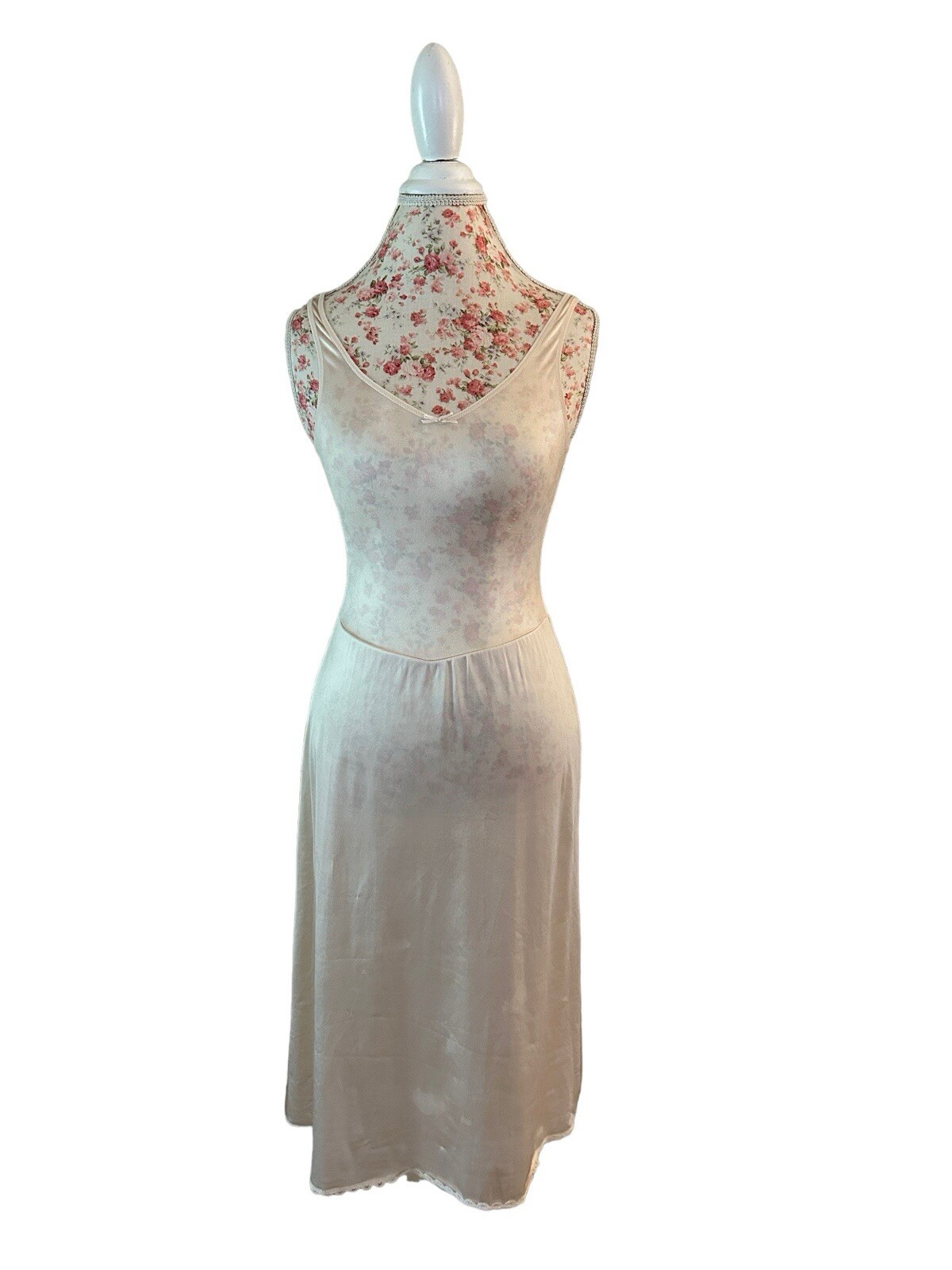 Vintage Warners Beige Nude Full Slip Dress 34 Elegant Ballerina Style Lingerie