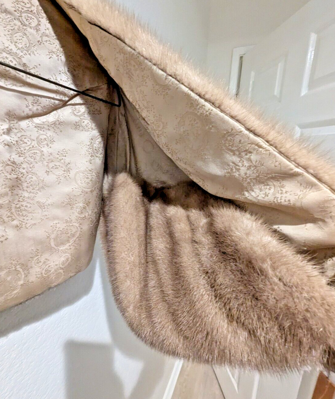 Vintage custom-made mink stole 1960s with customized sleeve links