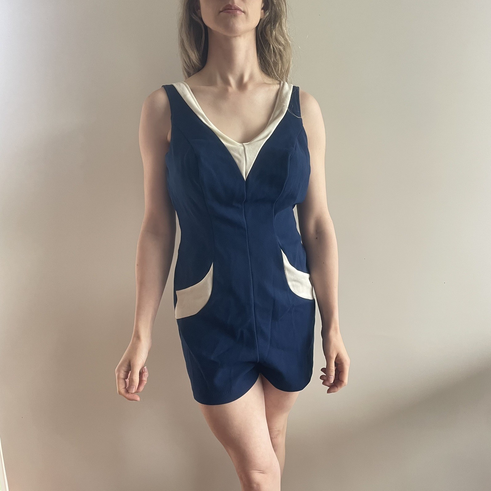 Vintage 50s swimsuit Size L Fair Nylon boy leg pin-up navy blue