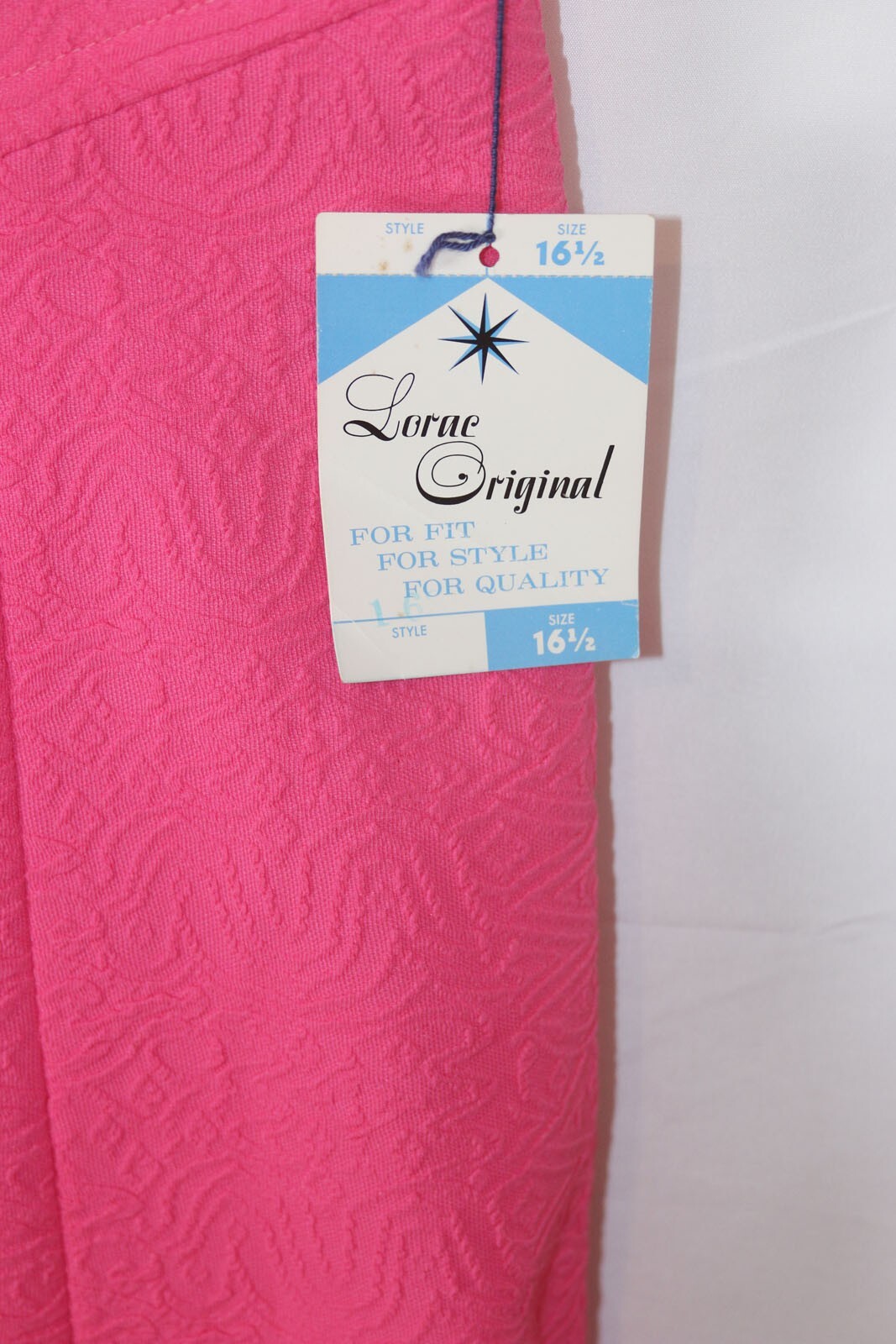 NOS w/Tags 1960’s Vintage Lorac Original Bright Pink Dress Sz 16.5 with Brooch