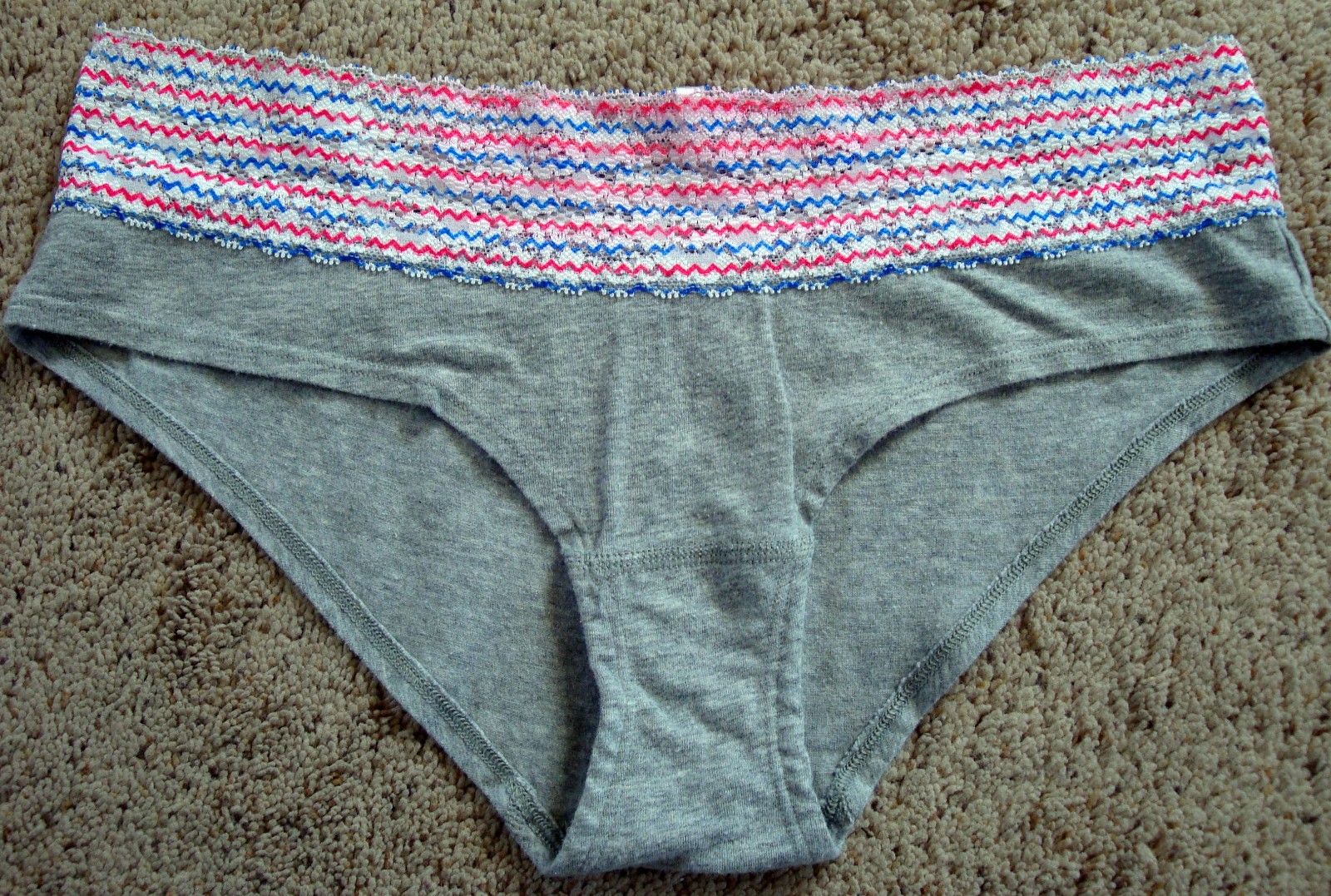 Lot of 5 Victoria’s Secret M Vintage Cotton Bikini Hipster Hiphugger Lace Modal