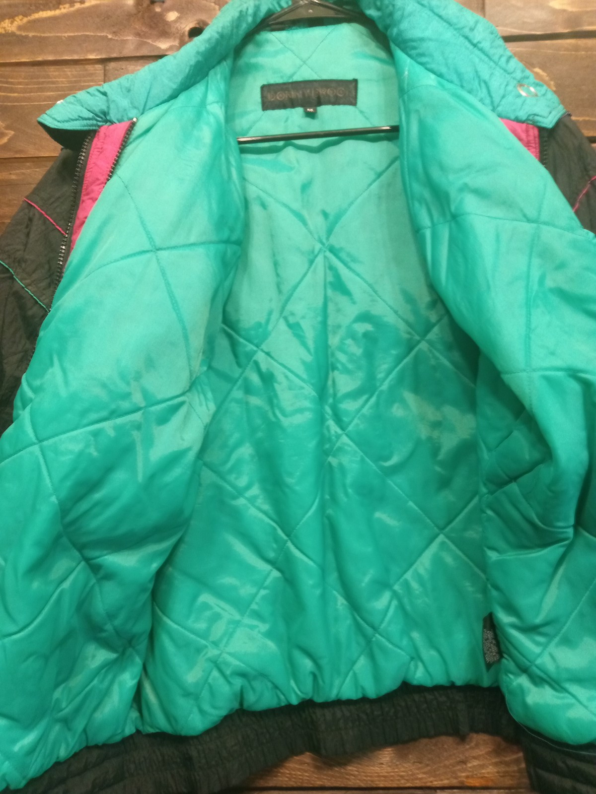 VTG Ski Jacket 90’s Women’s Medium bright 90’s style ski apparel snowboarding