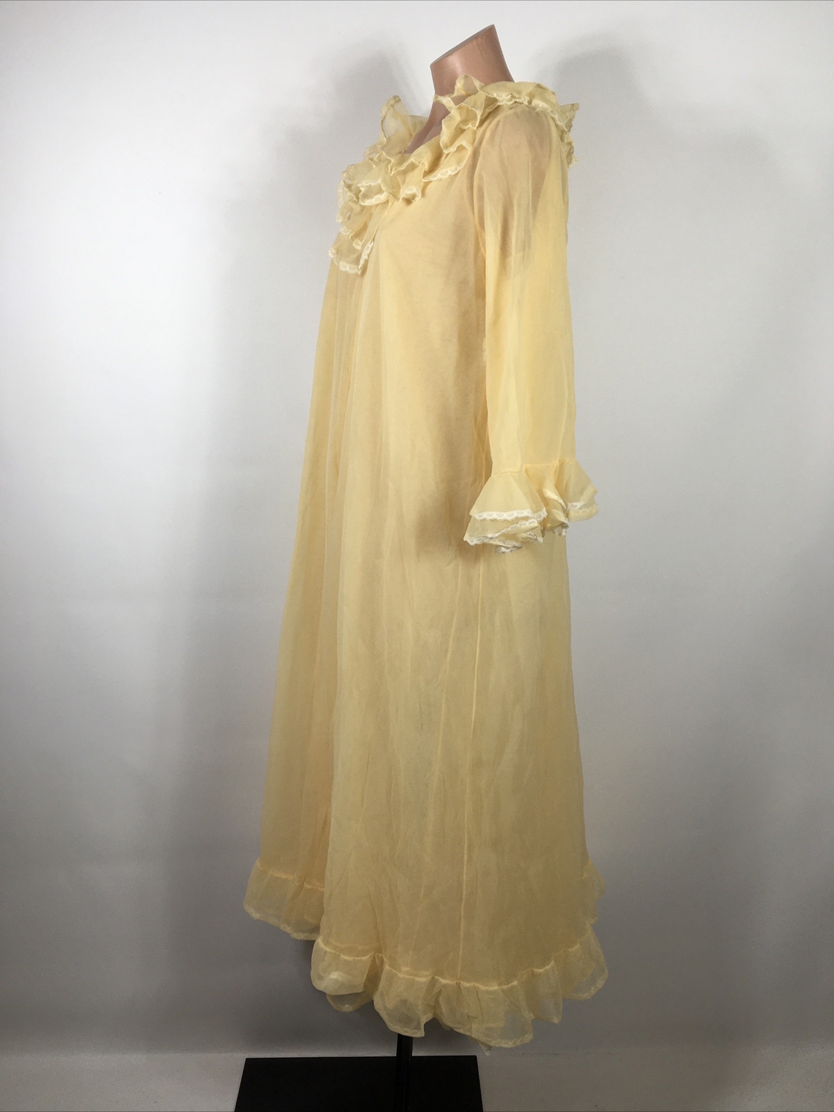 Vtg 60s Worth Chiffon Robe Ruffle Babydoll Sweep Lingerie Nightgown Wedding S