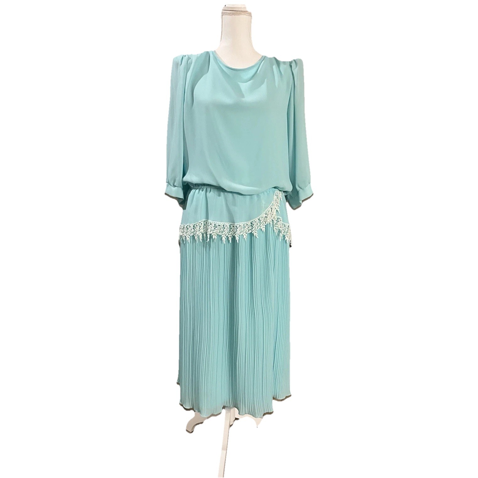 Vintage 70’s Made in USA Emerald St. California ChiffonPleated Lace Dress 18