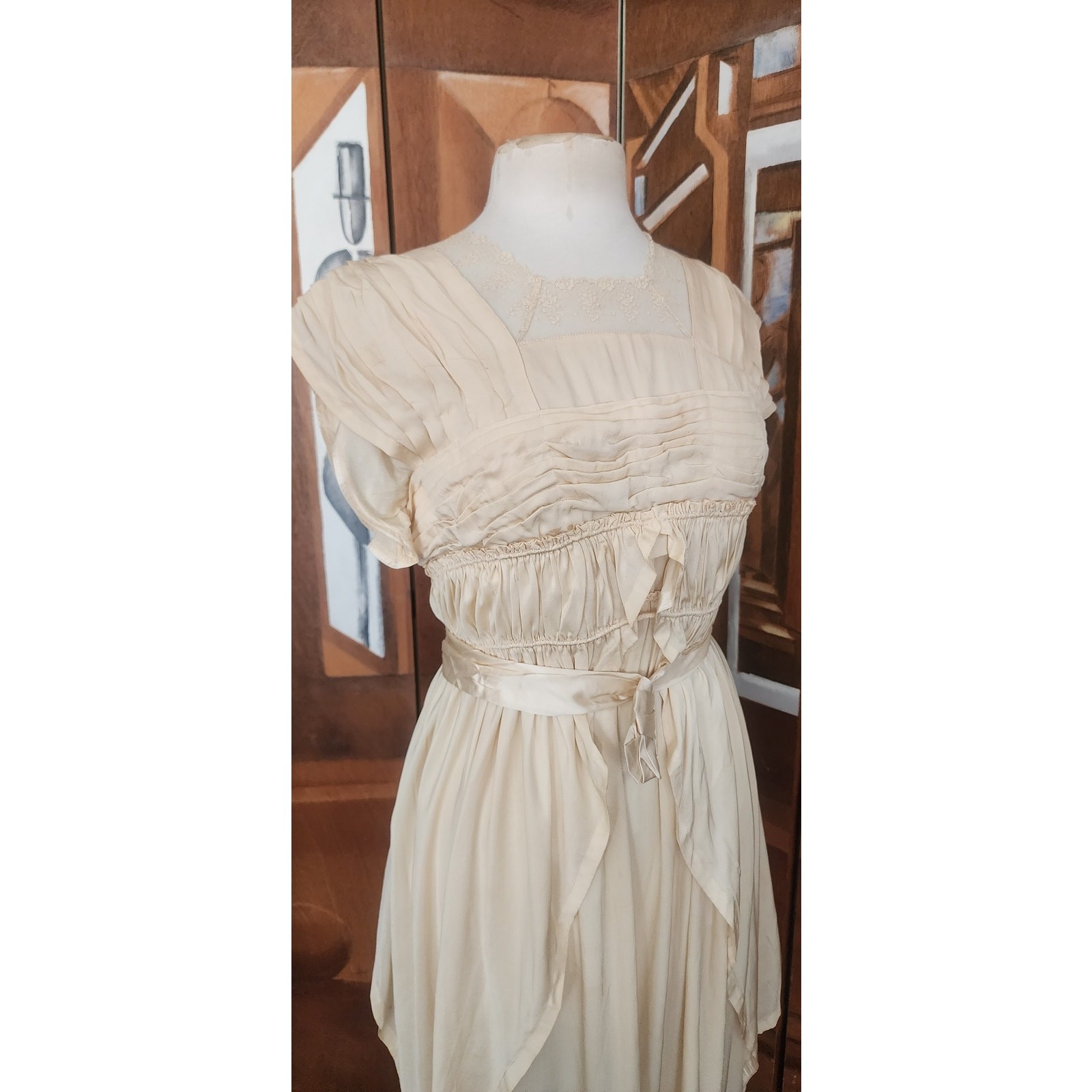 Vintage 1910s Edwardian Dress Cream Silk Tea Gown w/Lace, Pleating, Tassels