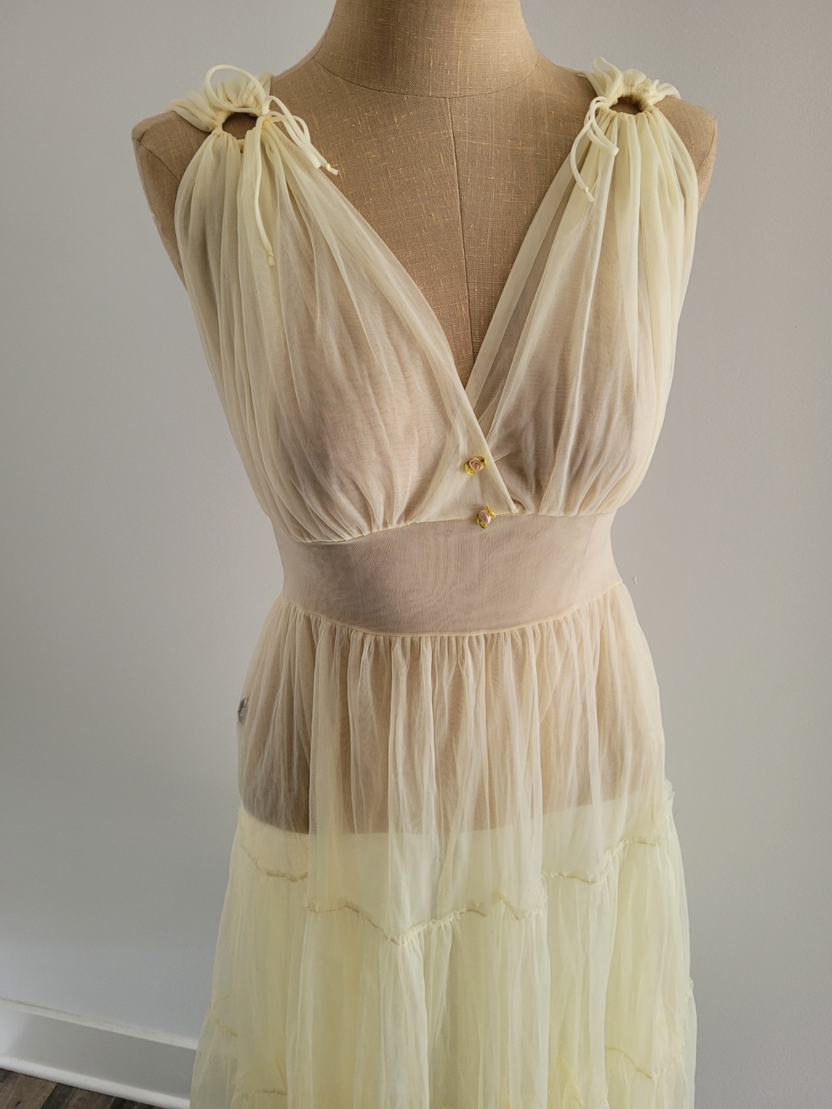 Vintage Amourelle Peignoir Set Babydoll Sheer Yellow Chiffon Nightgown Robe S