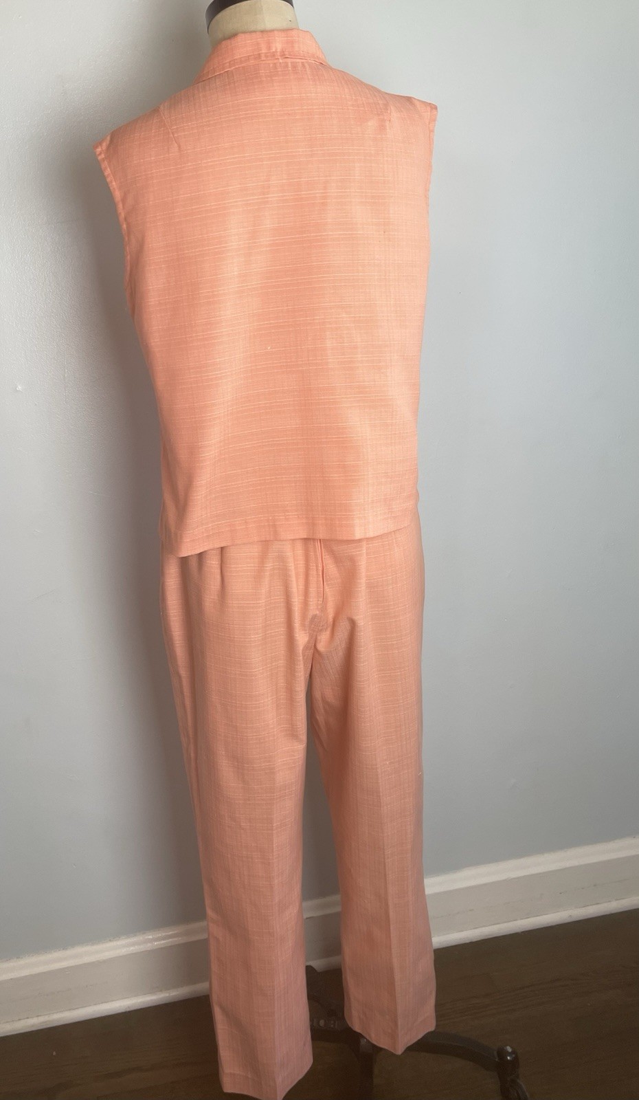 Vintage Coral Koret Late 1960s 60s Sleeveless Top and Slacks Set