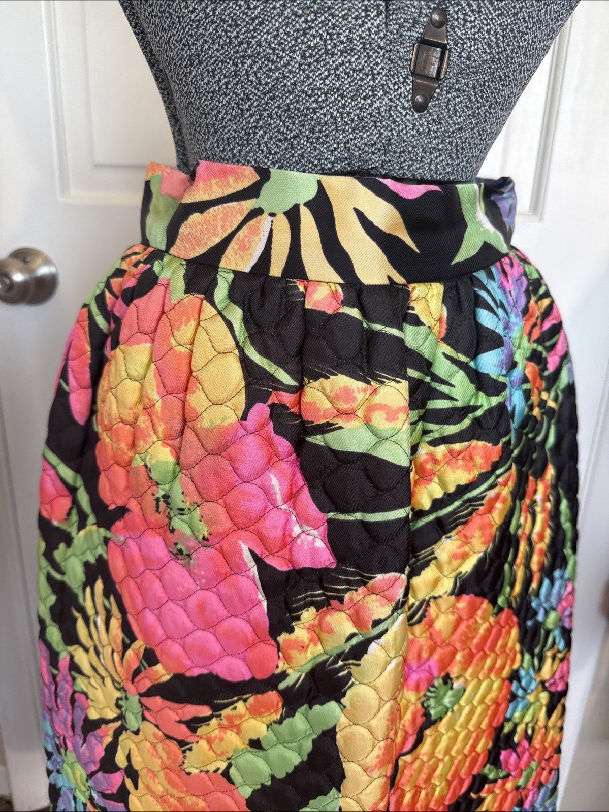Vintage 1960s Womens Long Quilted Skirt Neon Flower Power Bonwit Teller XXS XS