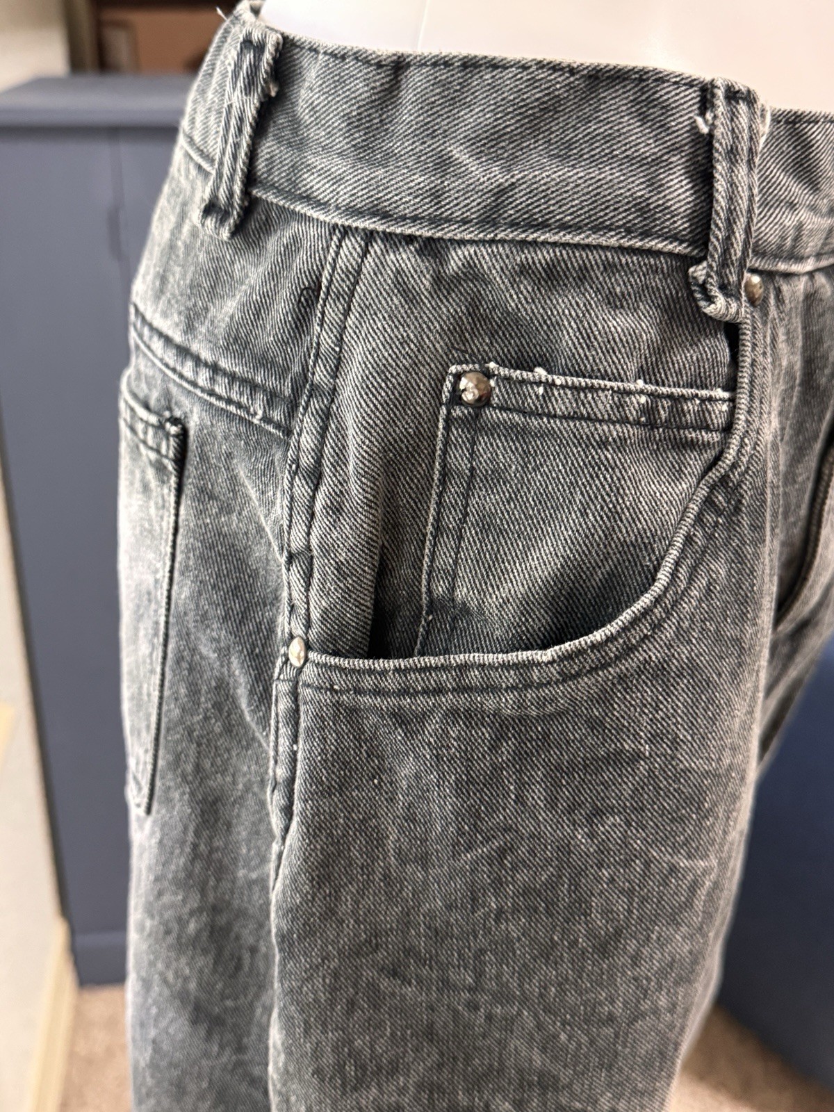 Vintage 80’s Black Denim Stone Washed Straight Skirt Women’s Check Measurements