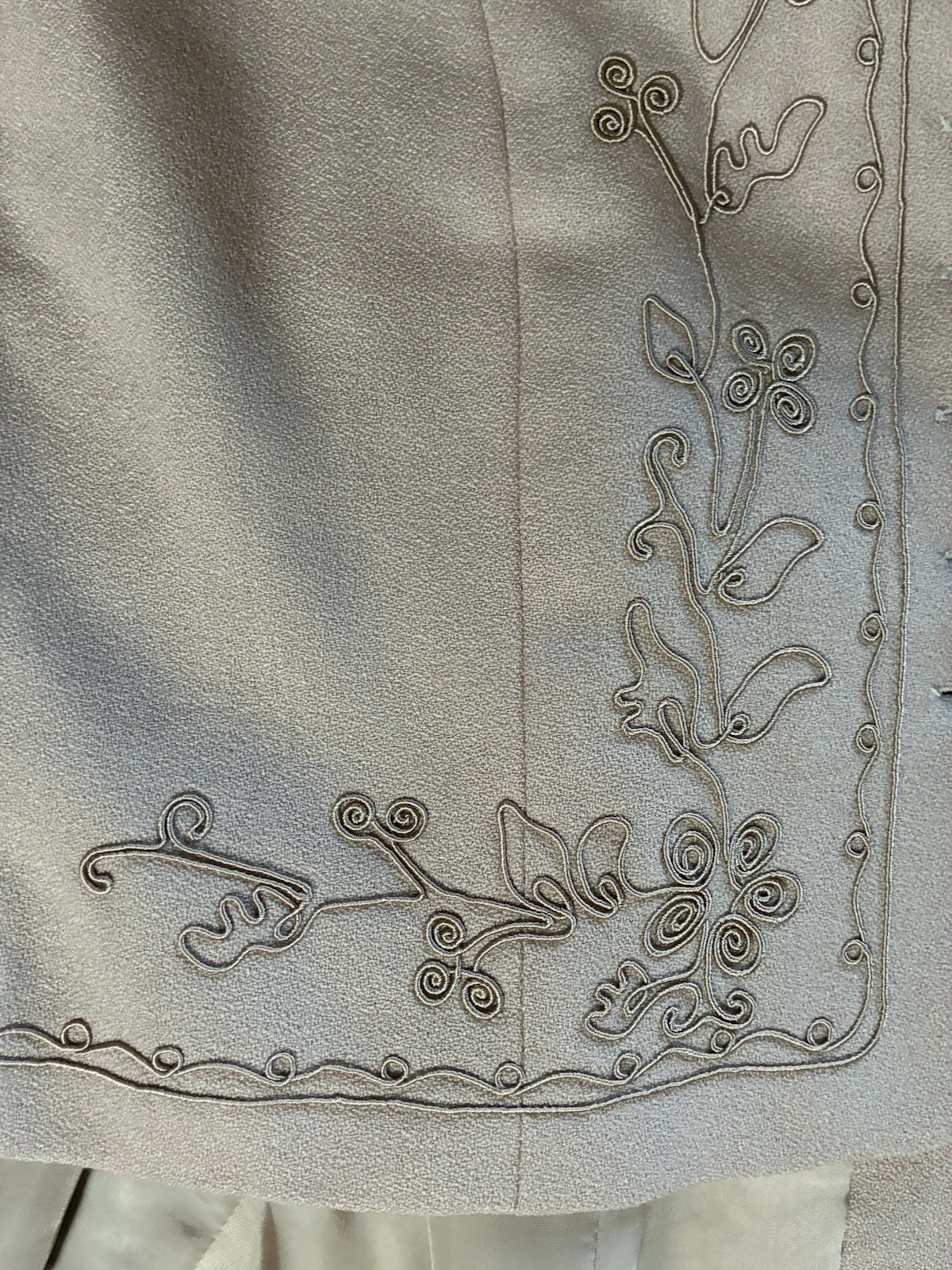 Vintage 90s Beige Tie Back Stephanie Andrews Embroidered Wool Vest size Medium