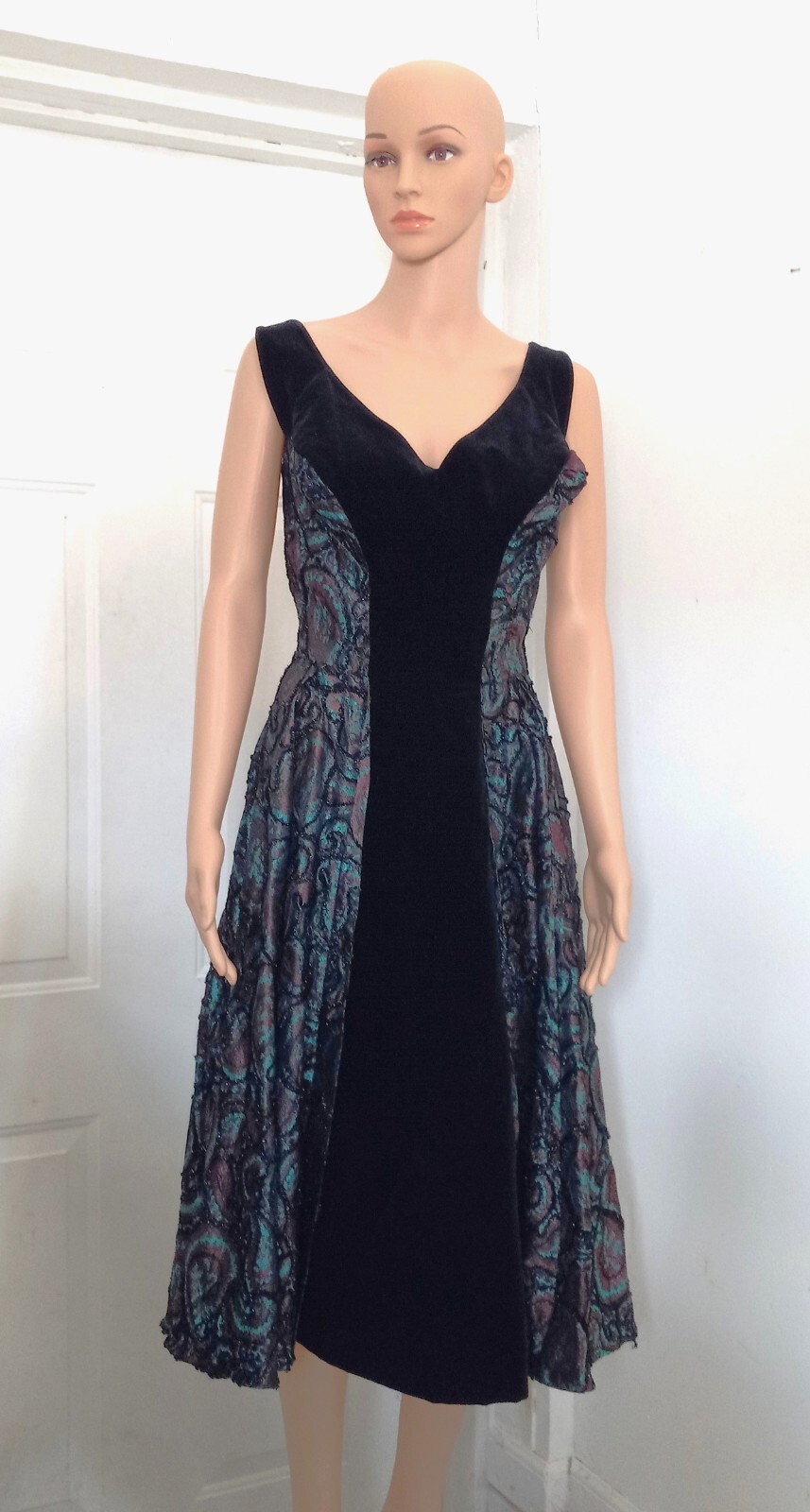 1950s Lilli Ann New Look Dress Vintage Cocktail Paisley Brocade Black Velvet – S