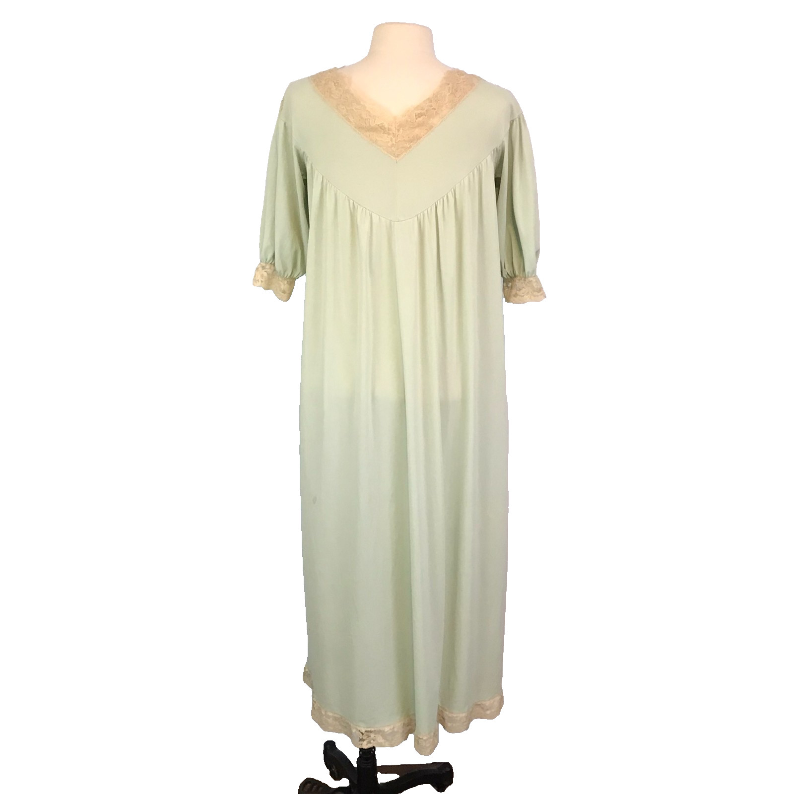 Cira Vintage Light Green Cream Lace Long Nightgown, Short Sleeves V-Neck 38 Bust