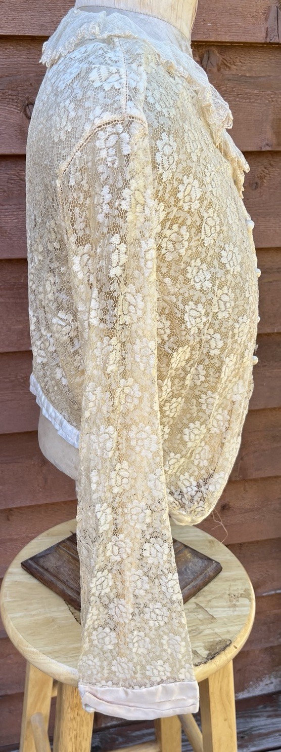 Ladies Edwardian, Floral Lace Blouse, Long Sleeves, Cloth Covered Buttons