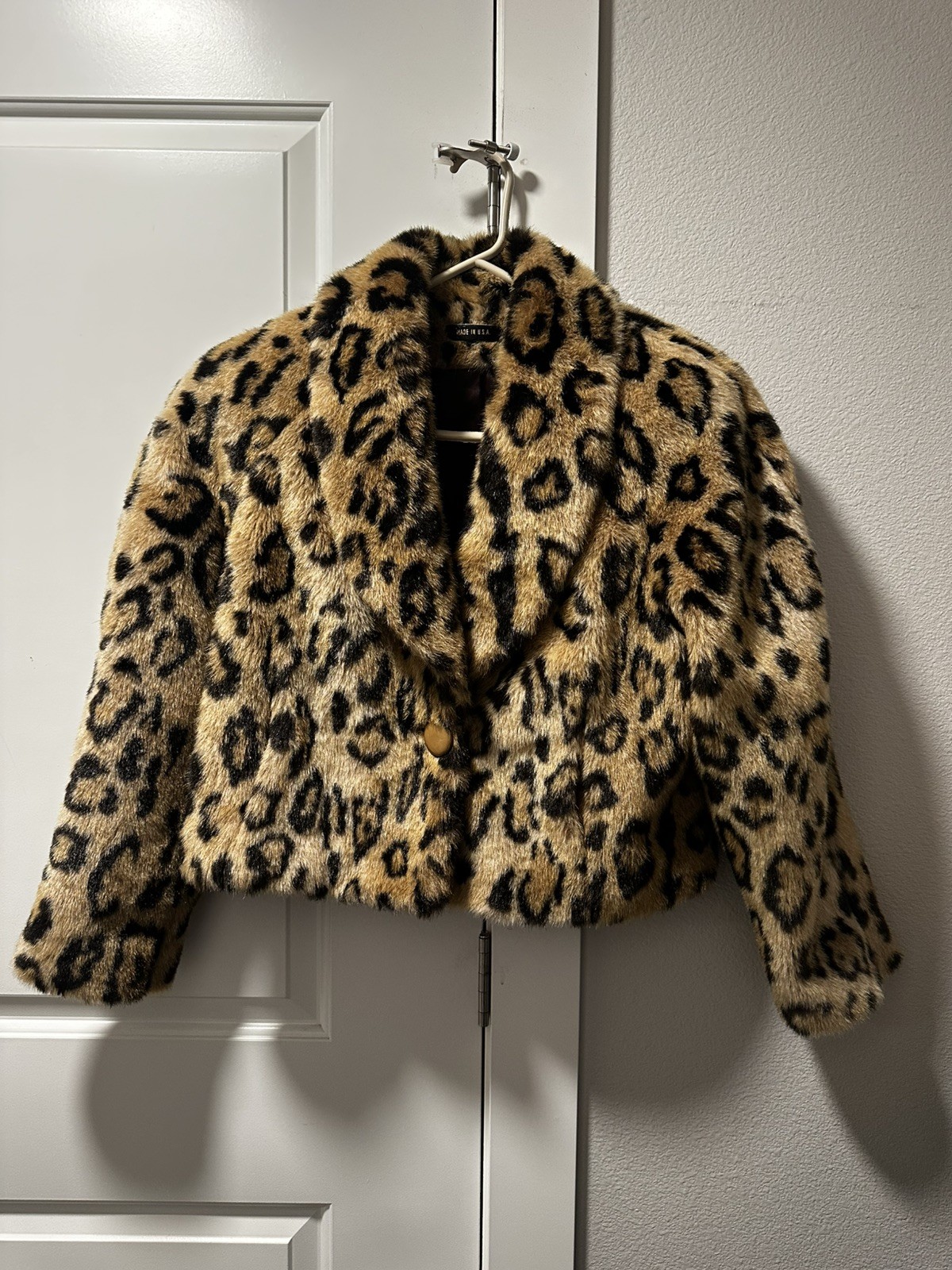 Amazing Vintage Made in USA Animal Print Faux Fur Jacket!
