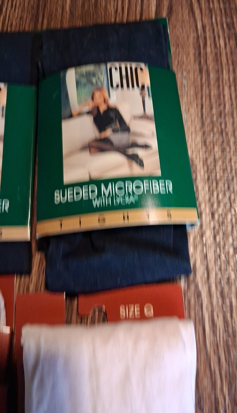 Chic Sueded Microfiber Control Top Tights Cream/Black Size Q Set Of 4 Vtg.