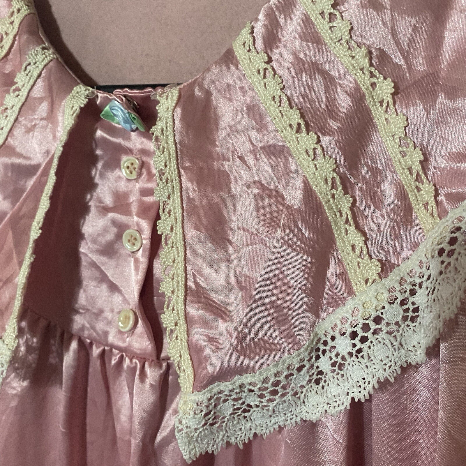 vintage womens nightgown pink medium Dolly Kawaii Made Usa