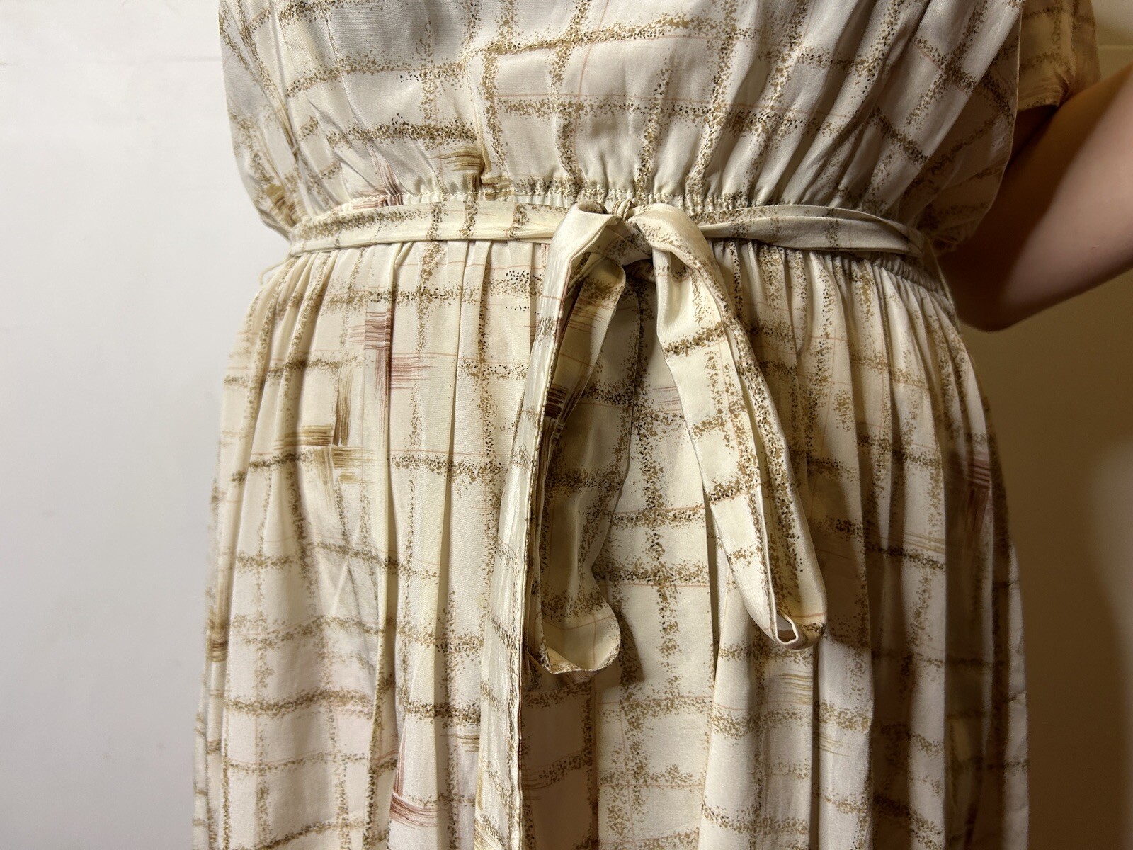 Vintage 1980s Shirred Shirt Tie Waist Dress Brown Grid Collared Midi Panel AU 14
