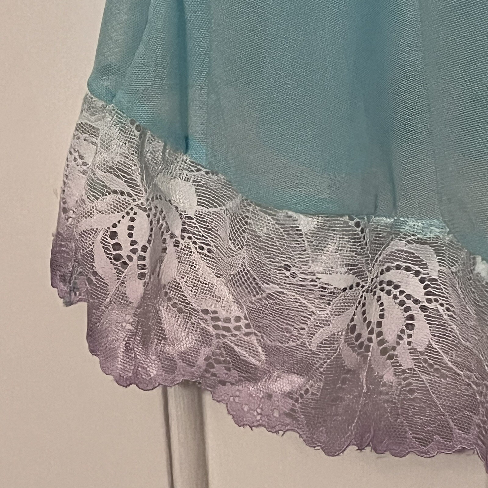 Vintage Ultra Feminine Aqua Lace Trim Mini Slip w/Adjustable Straps Size XL