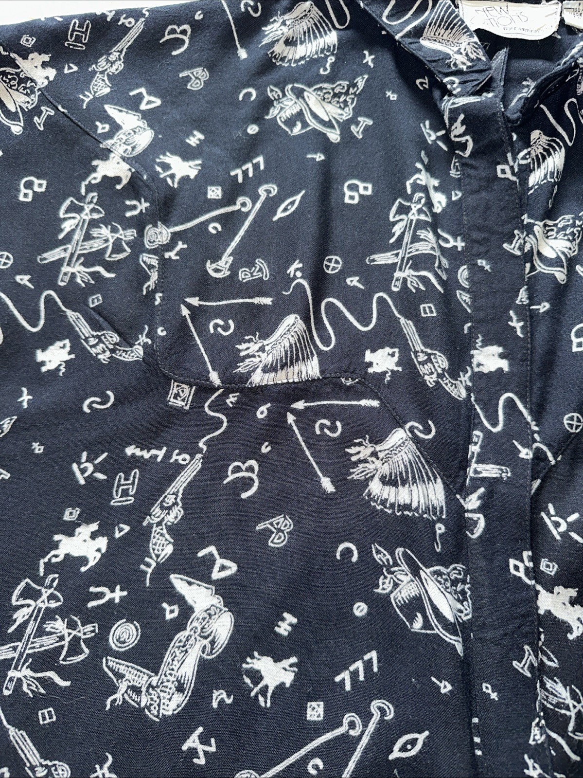 Vintage 90s New Options Lucky 777 Arrow Abstract Rayon Womens Button Up Blouse L