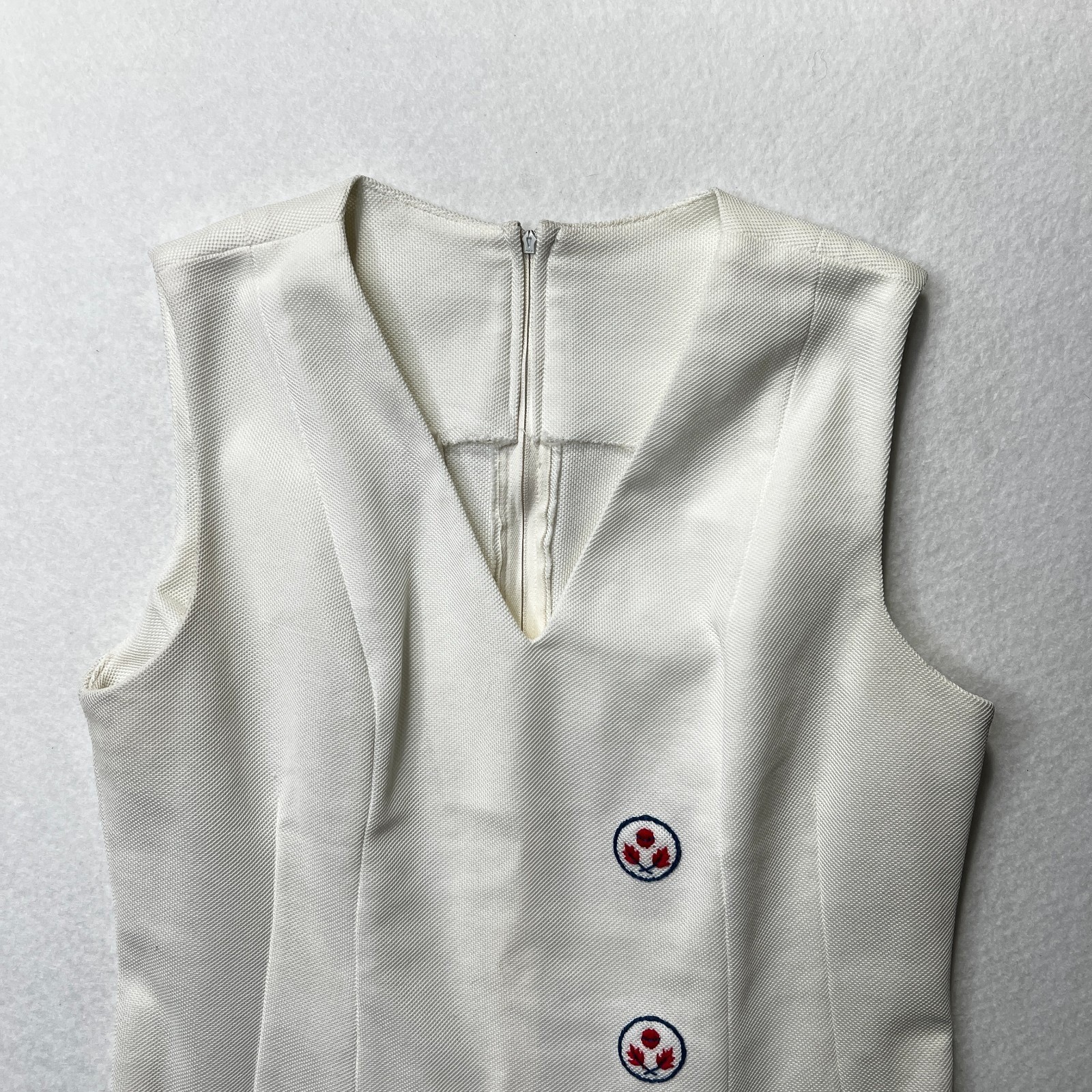 Vintage The All Whites Tennis Dress Canada Patch Sleeveless Pleated White 90s XS