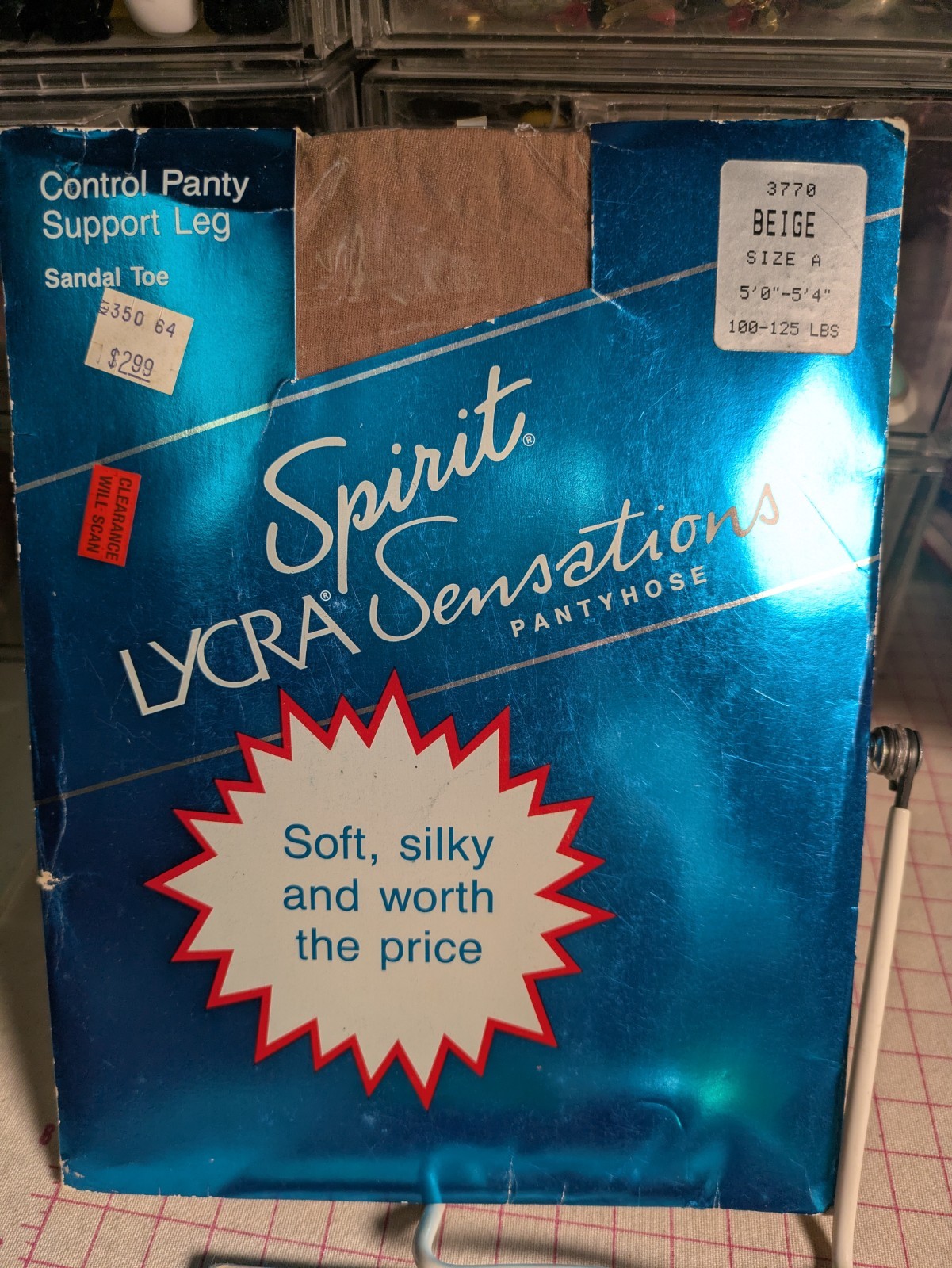 Vtg x3 Pantyhose JCPenney Spirit Lycra Control Sandalfoot Beige Sz A Short Sheer