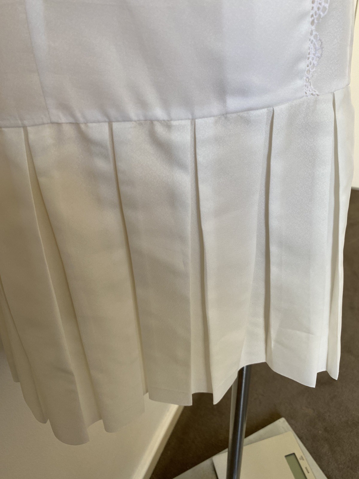 70,s Cream Pleated Tennis Dress. 40” Bust