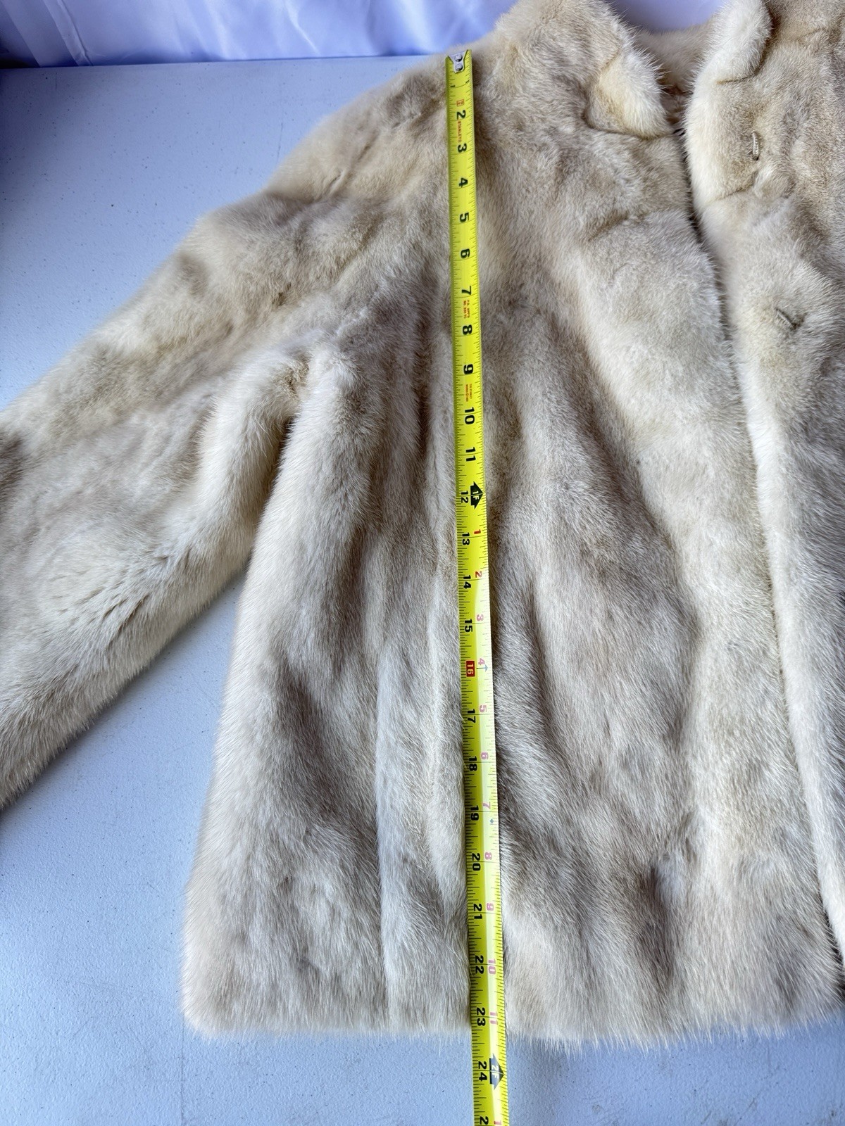Vintage Evans Fur Coat Jacket Beige Soft Chic Chicago Paris Milan