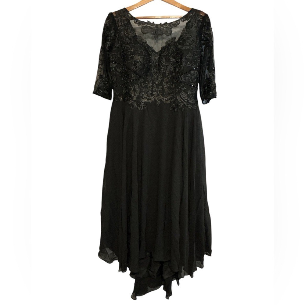 NWT Miss Veil Elegant Black Lace Dress size 16