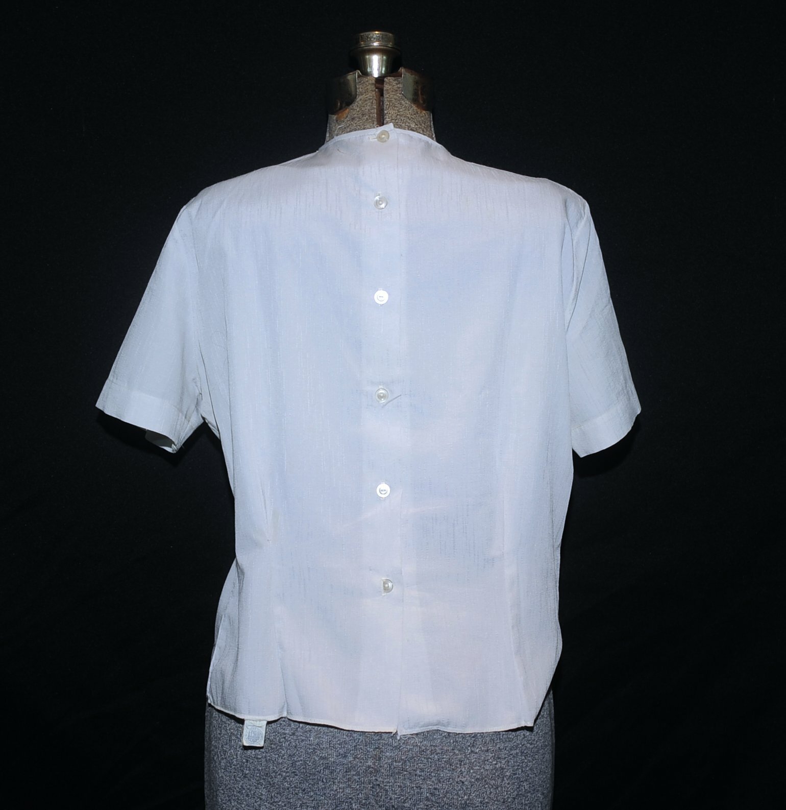 VTG 50’s 60’s Pale Gray Silk Blend Blouse 'Bow’ Pleating Detail at Neckline MED