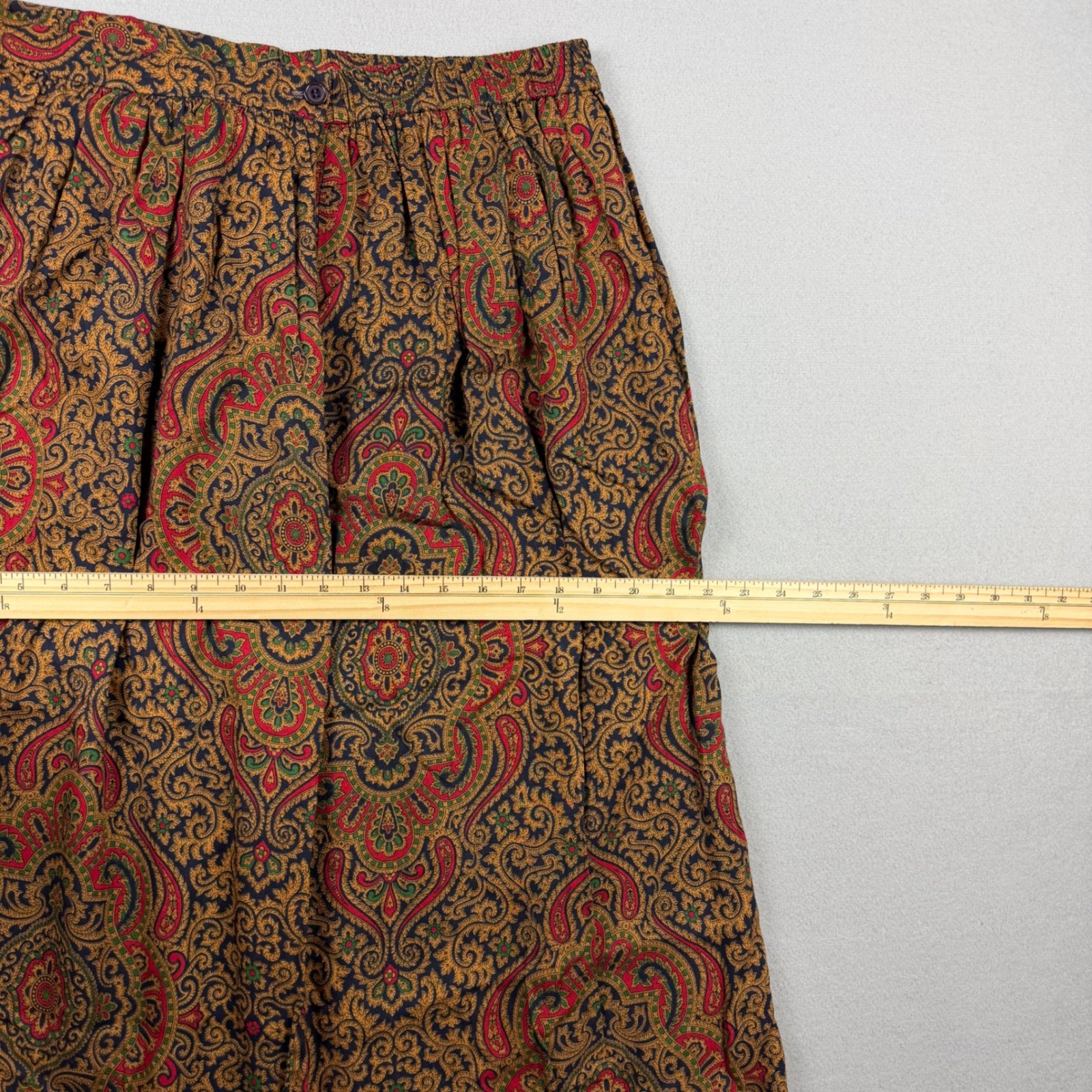 Vintage ILGWU Union Made USA F.A. Chatta Women 16 Paisley Print Rayon Midi Skirt