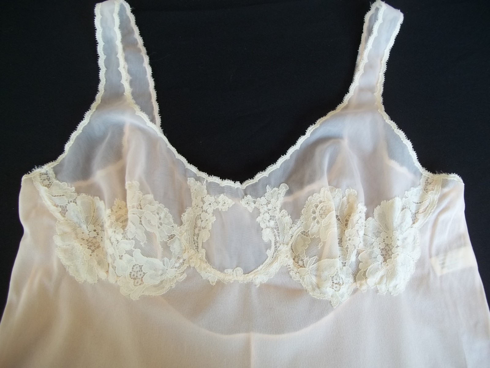 Vintage 1950’s Pink Nightgown Lace Applique Slip Dress Vassarette Sz XS S 32-35″