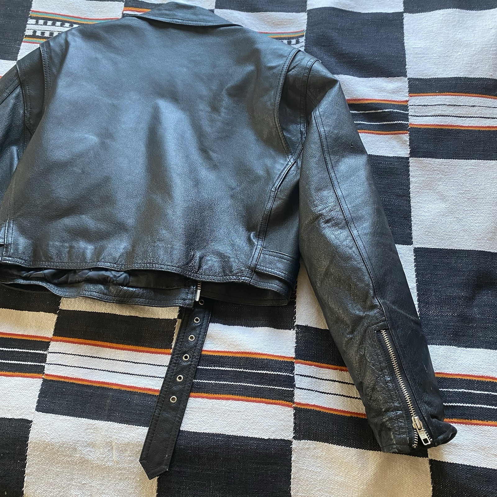 Vintage Taxi 80’s Leather Cropped Jacket. Biker Core. Motorcycle. Unisex. Large.