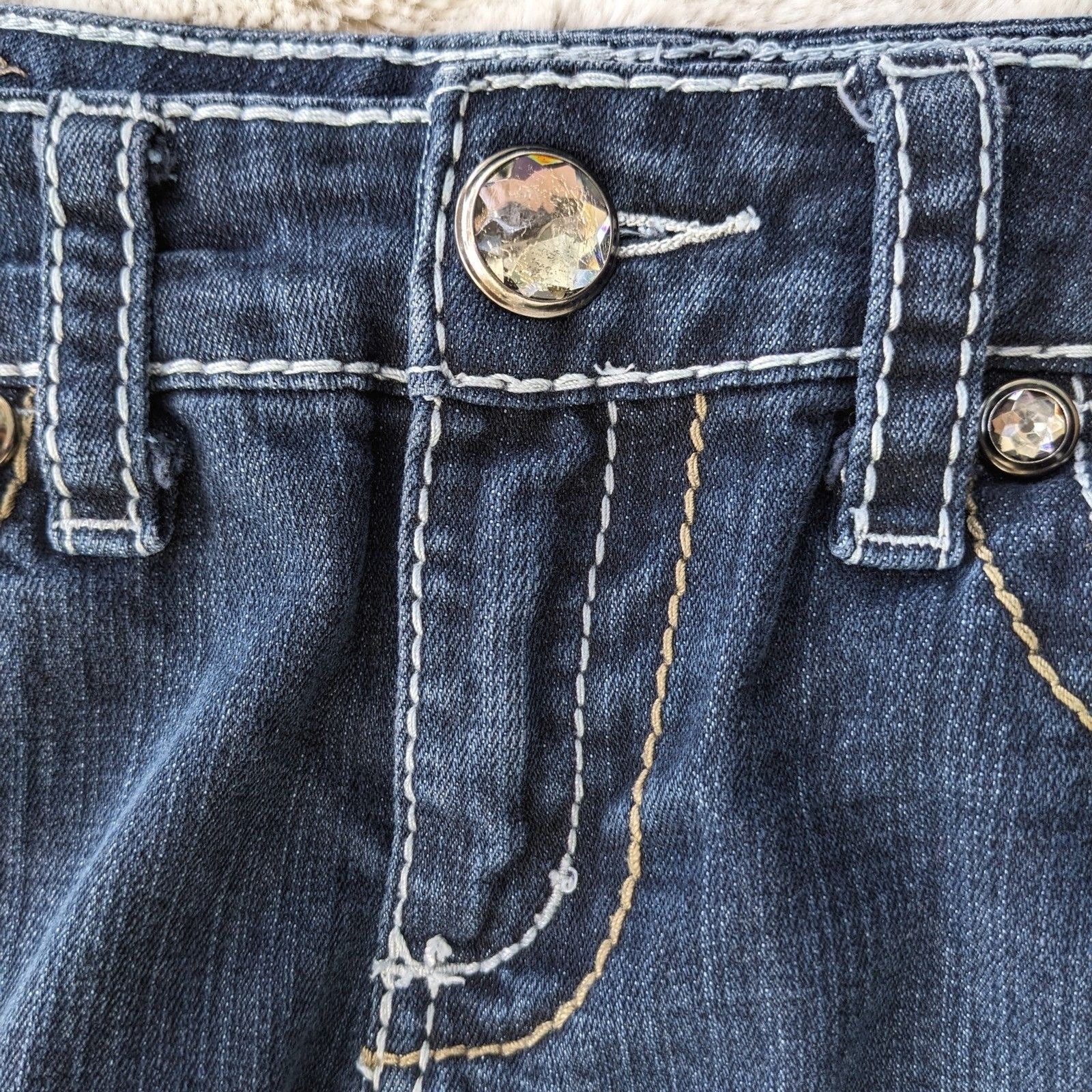 RARE Vintage Seven7 Crystal Embellished TULIP Flare Low Rise Topstitch Jeans 28
