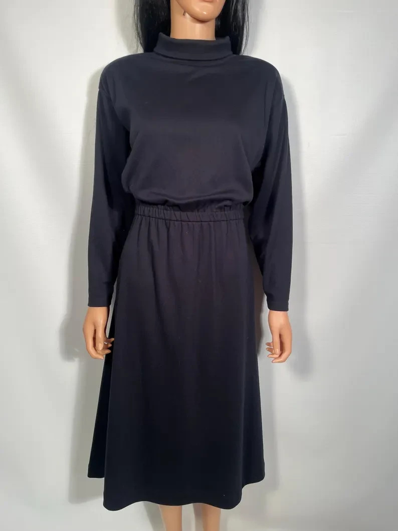 Vintage 1980s LL Bean Classic Simple Tshirt Material Black Dress Made In USA M