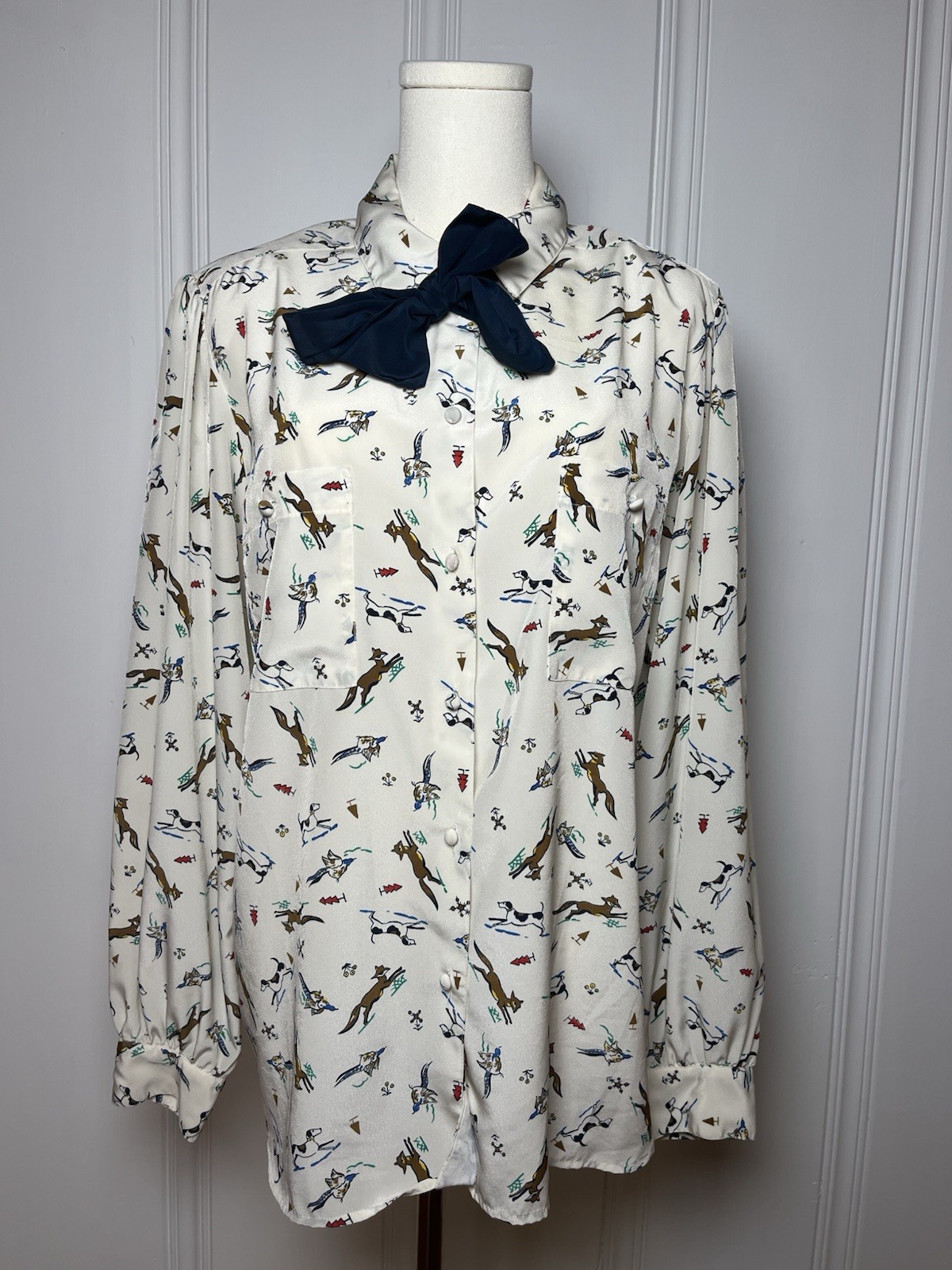 Vintage CHAUS Shirt Blouse Size 16 60s 70s Hunting Christmas Primary Colors