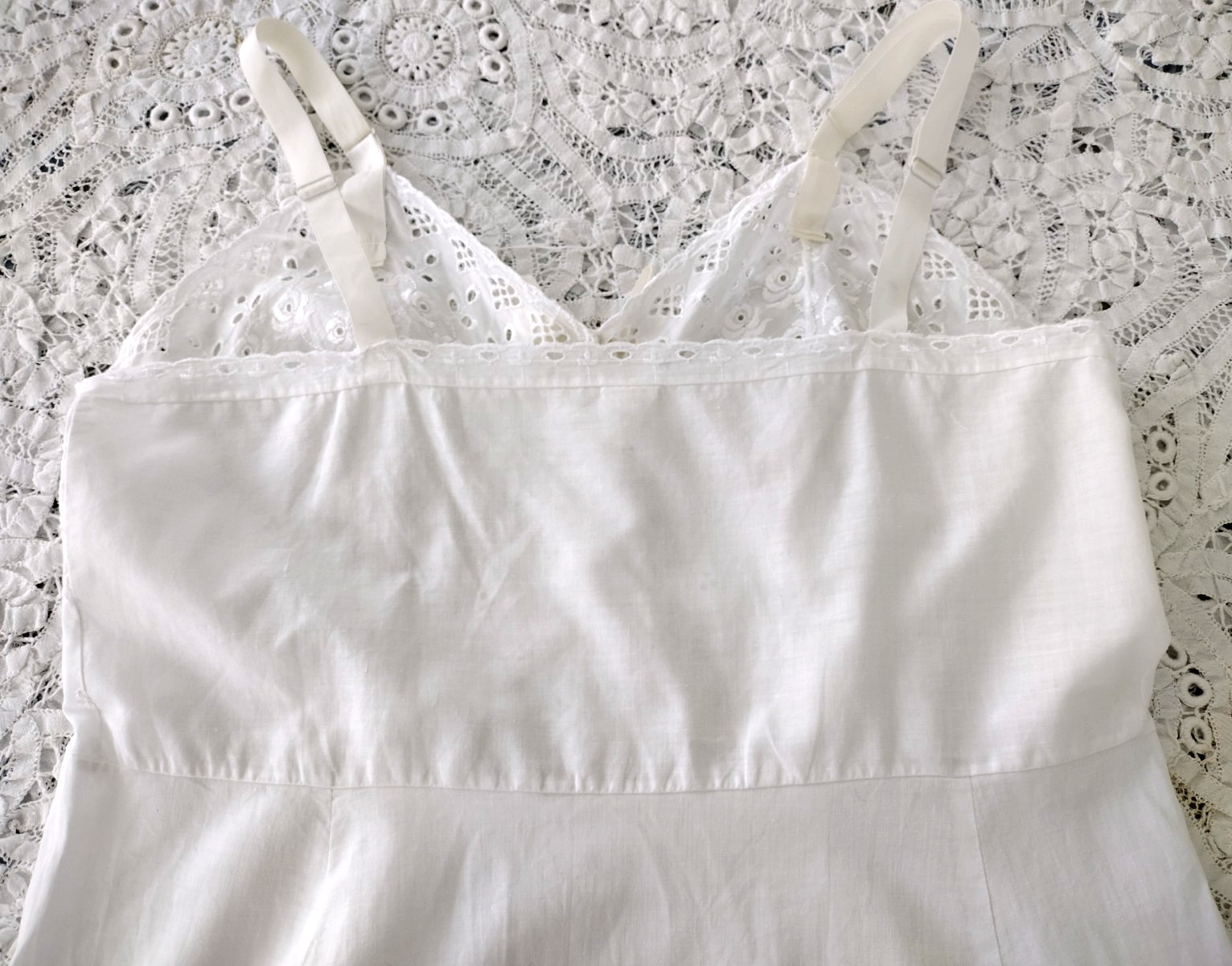 Vtg 50s Stones Wear Full Slip Dress White Cotton Eyelet Floral Lace Ruffle 38avg