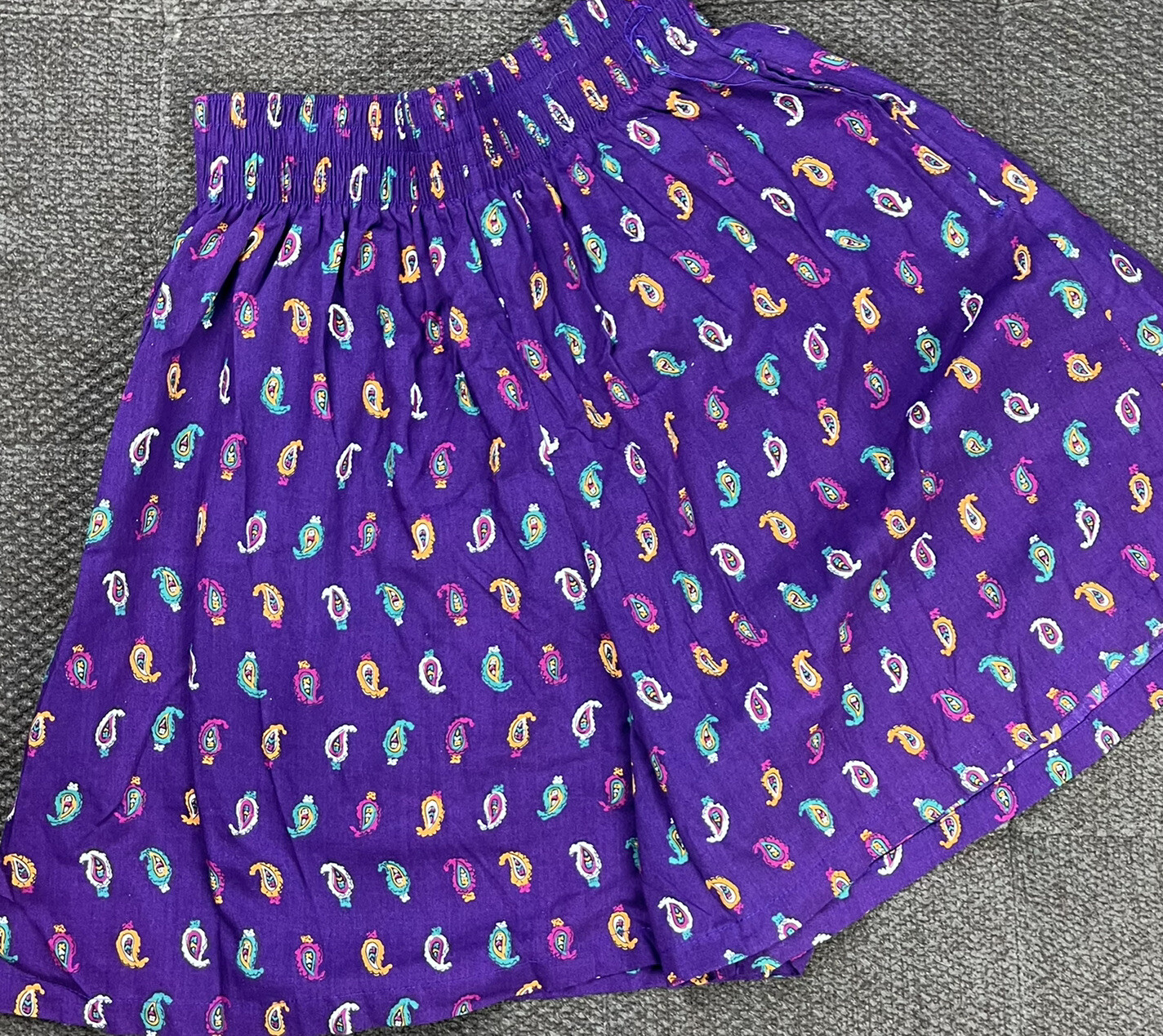 Vintage 80s 90s Purple Paisley Print Pull On High Waisted Soft Shorts Womens