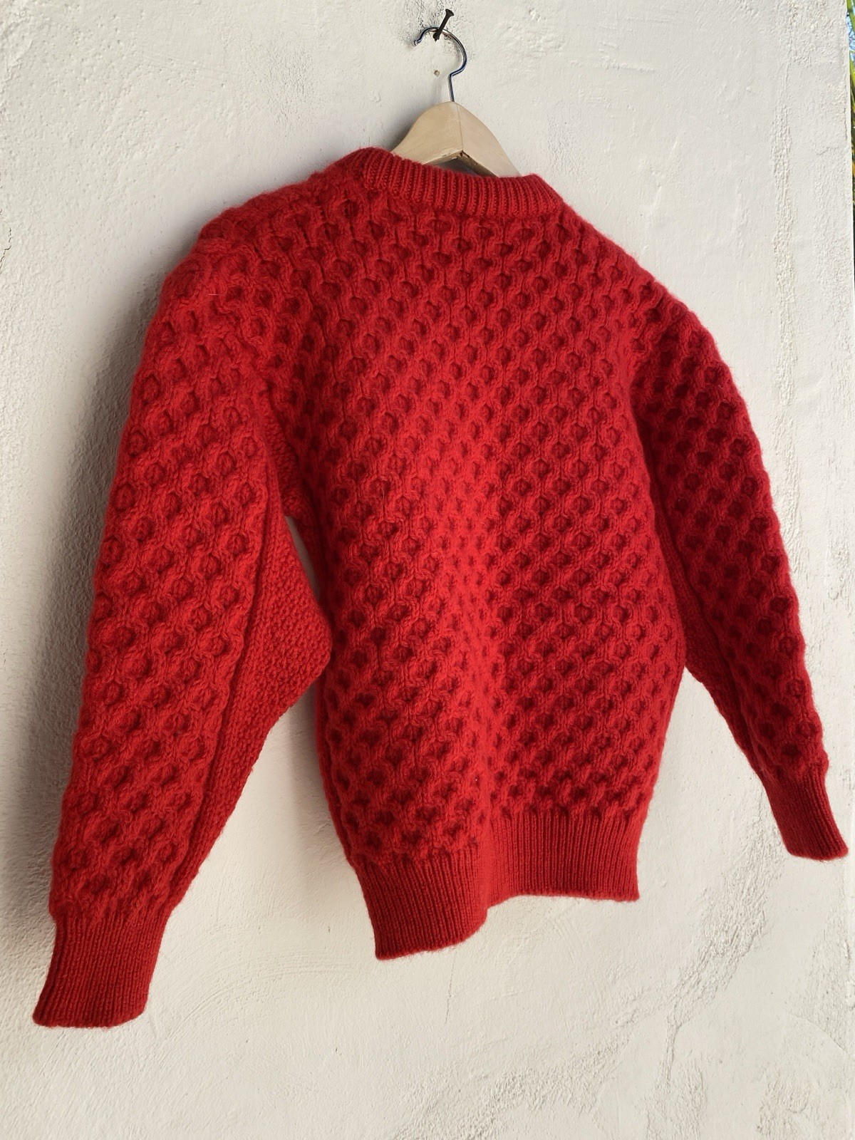Vintage Kent & Curwen M 100% Pure New Wool Cable Knit Sweater Red Holiday