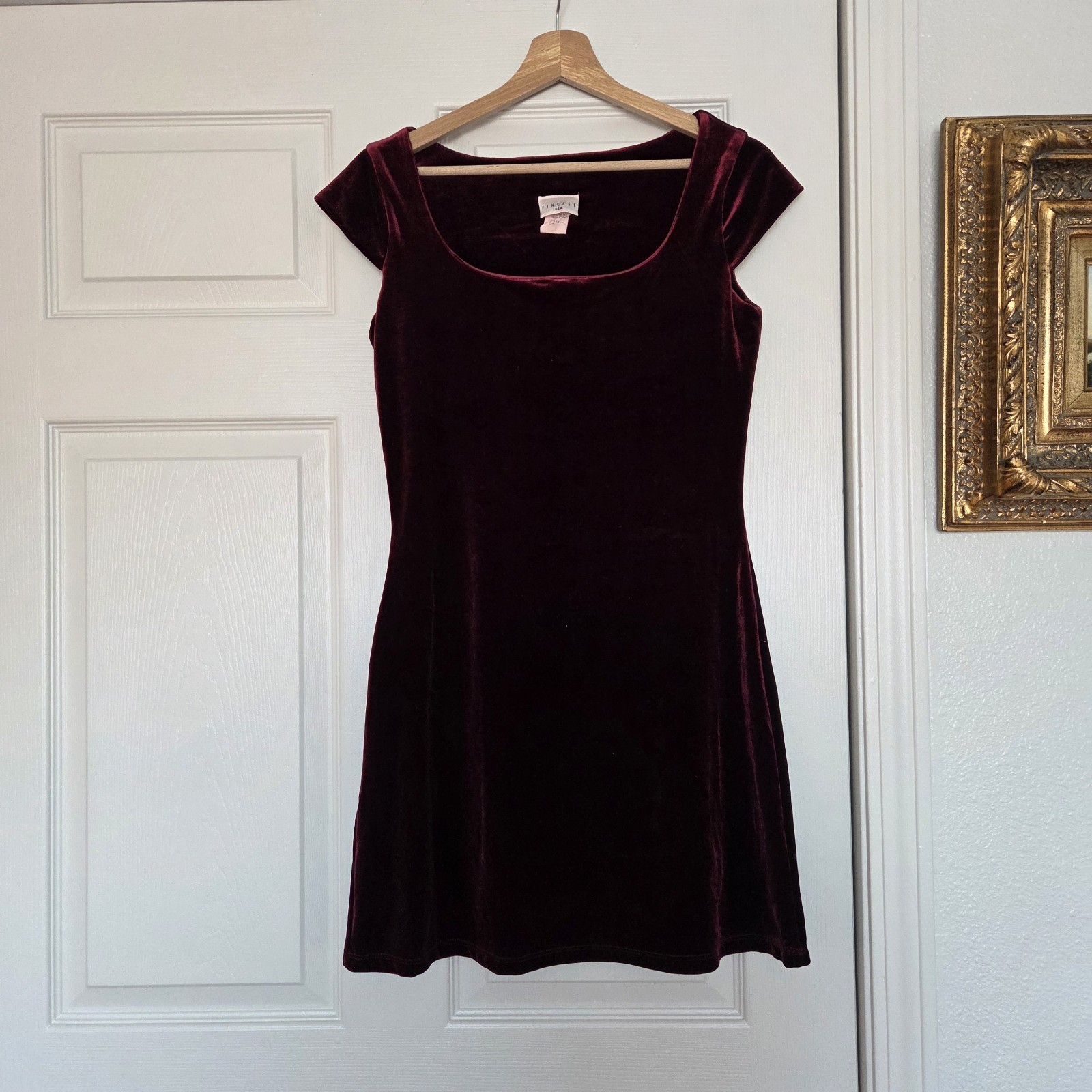 Sz Medium Vintage Finesse USA Y2K Burgandy Velvet Mini Dress 90s Cap Sleeves