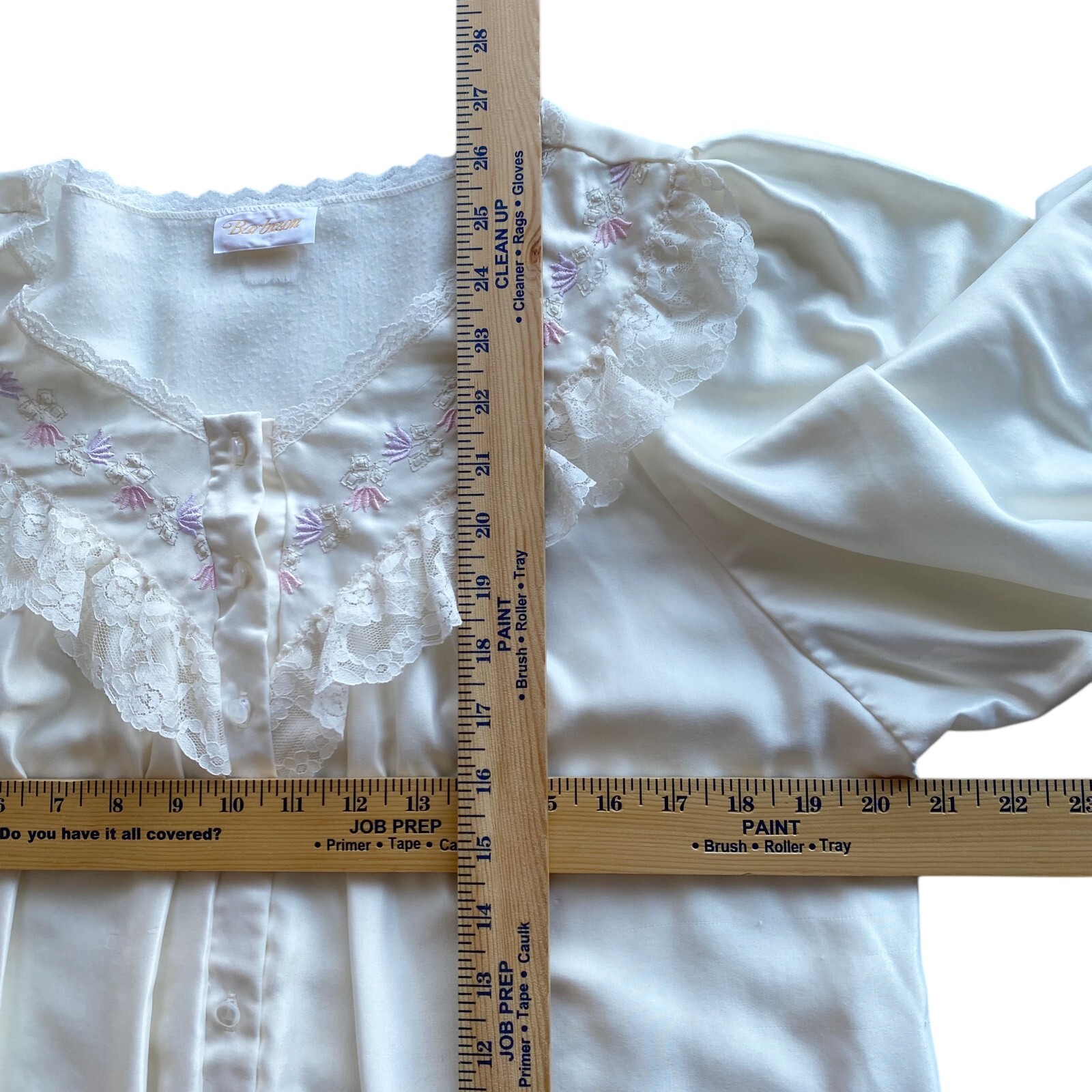 Barbizon Womens Medium Cuddleskin Vintage Pajama Top Ivory Satin Embroidered
