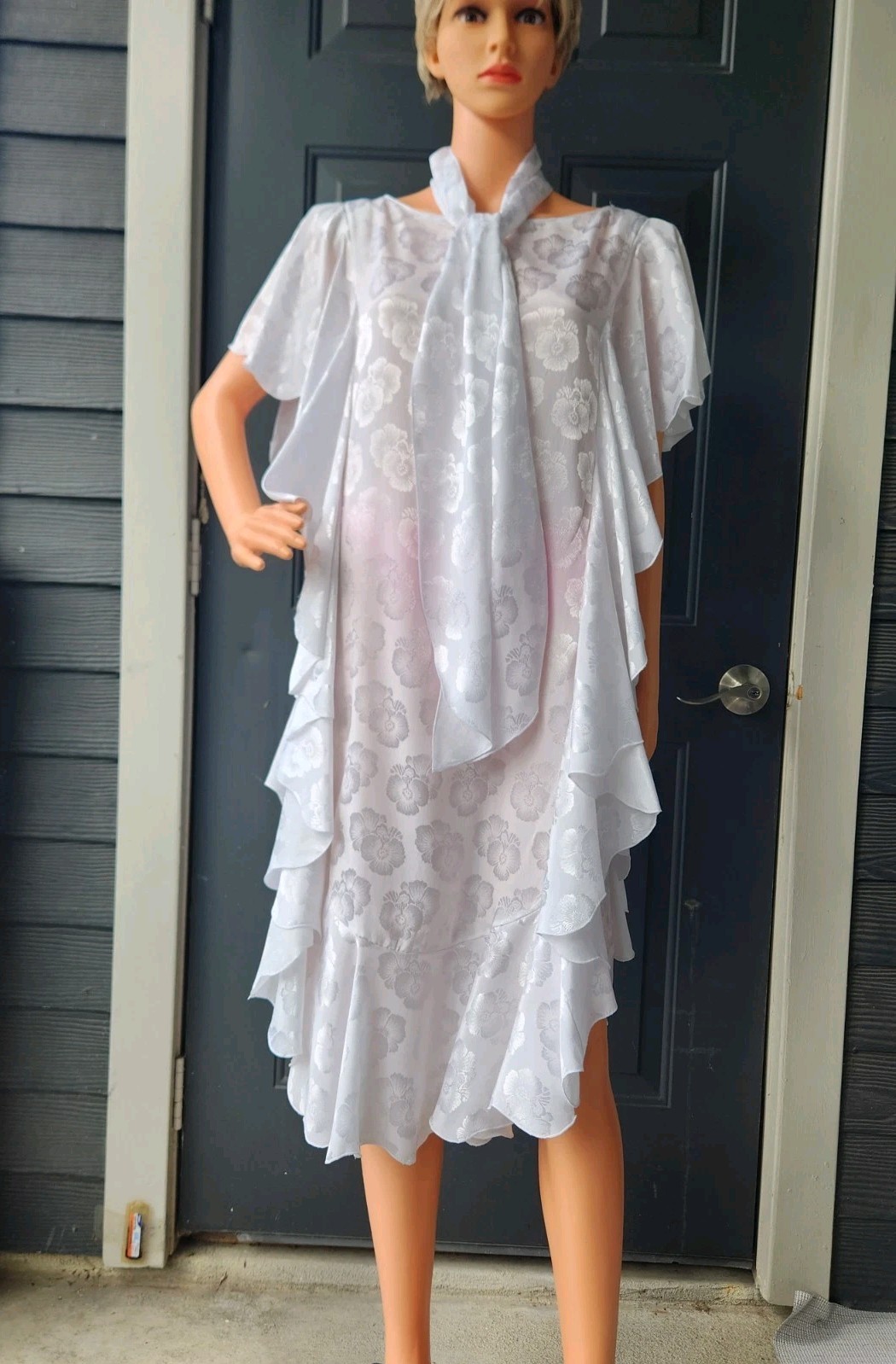 Vintage Miss Ashlee White Floral Jacquard Pattern Ruffle Dress & Scarf Tie Sz 8