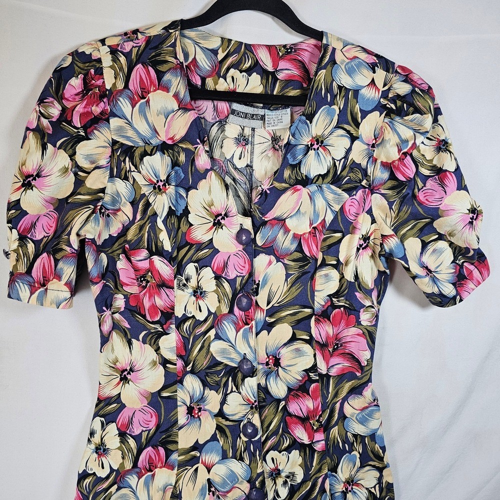 Vintage 1990’s ’ Joni Blair’ Floral Short Sleeve Size 9