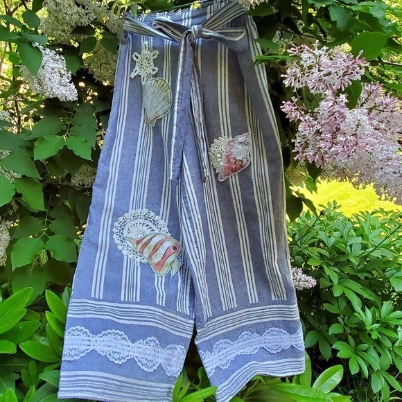 Upcycled Refashioned Boho Beach Themed Cotton Linen Capris Sz Small