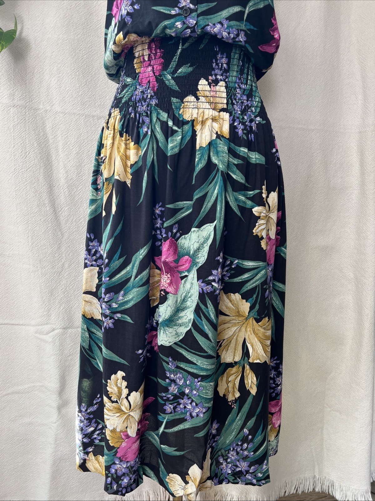 Vintage Liberty House Young Hawaii Floral Sleeveless Midi Dress Size Small Rayon